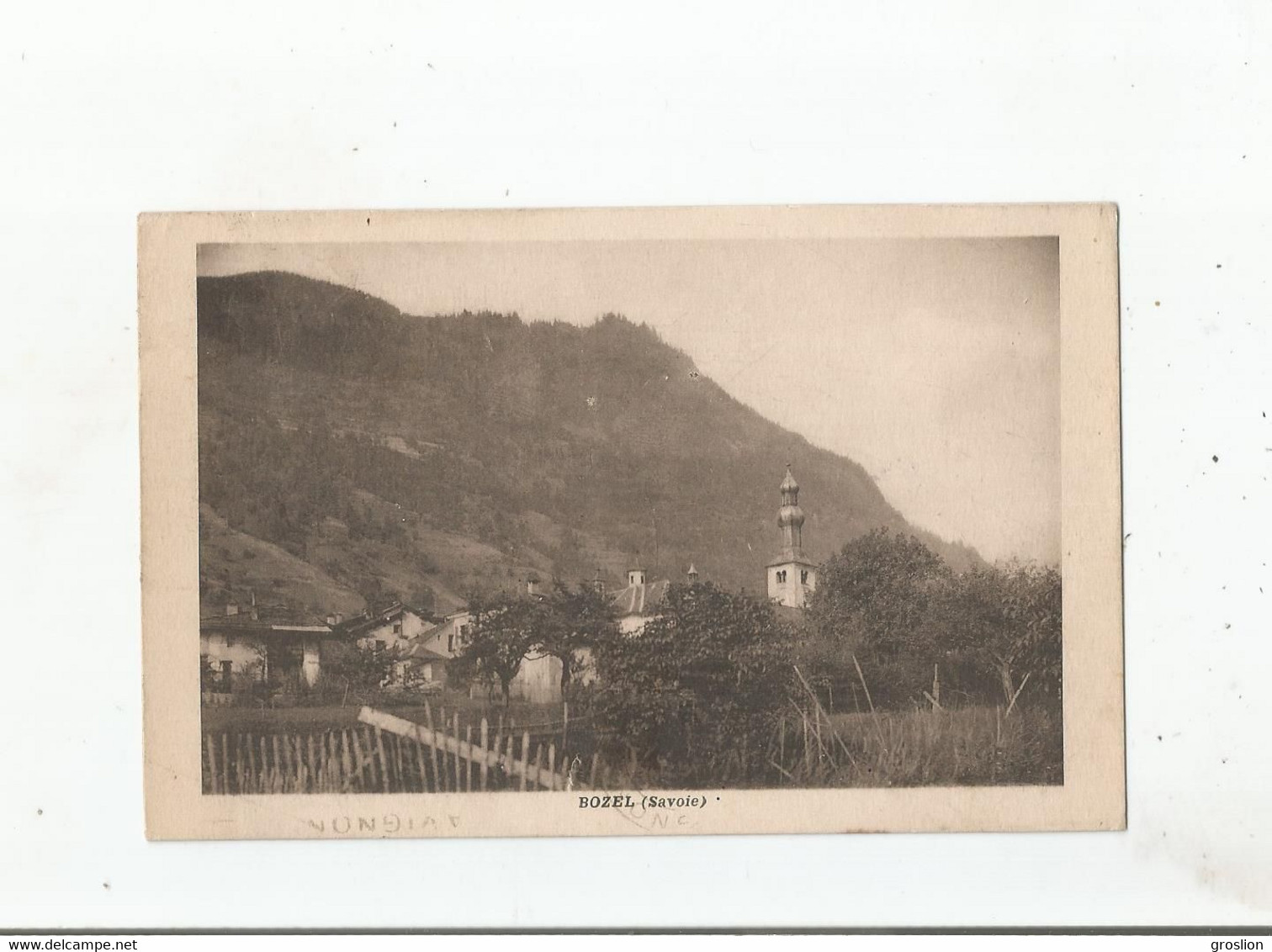 BOZEL (SAVOIE) EGLISE ET HABITATIONS - Bozel