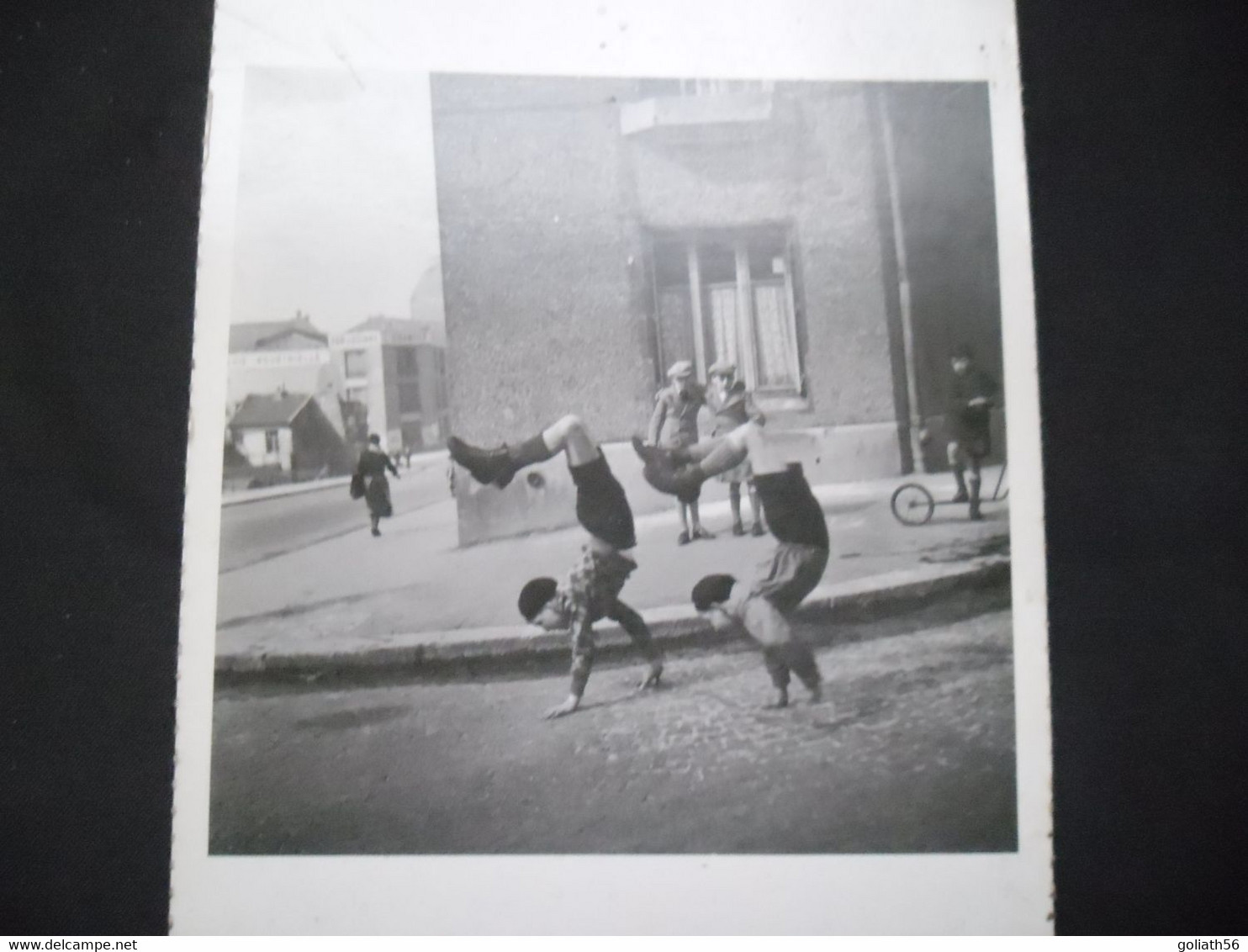 CPM De Robert Doisneau, Les Frères, Paris 1934 - Edition De 2003 R. Doisneau / Rapho Et JNF Productions, Paris - Doisneau