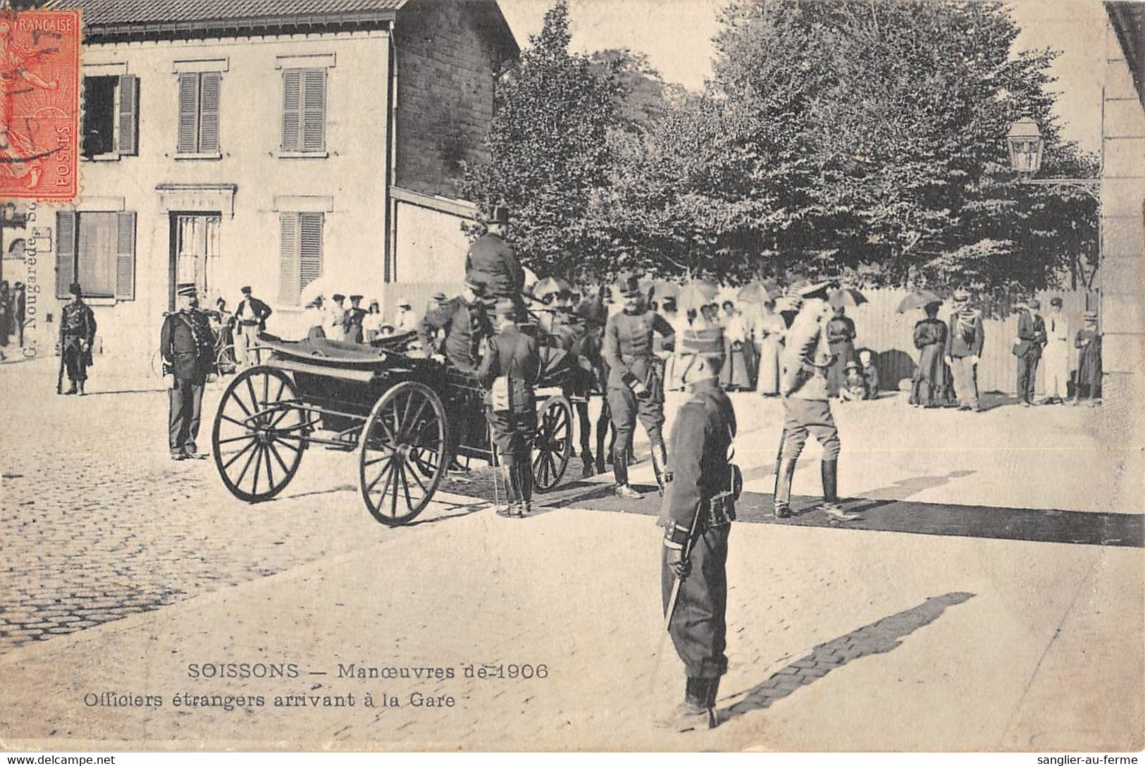 CPA 02 SOISSONS MANOEUVRES DE 1906 OFFICIERS ETRANGERS ARRIVANT A LA GARE - Soissons