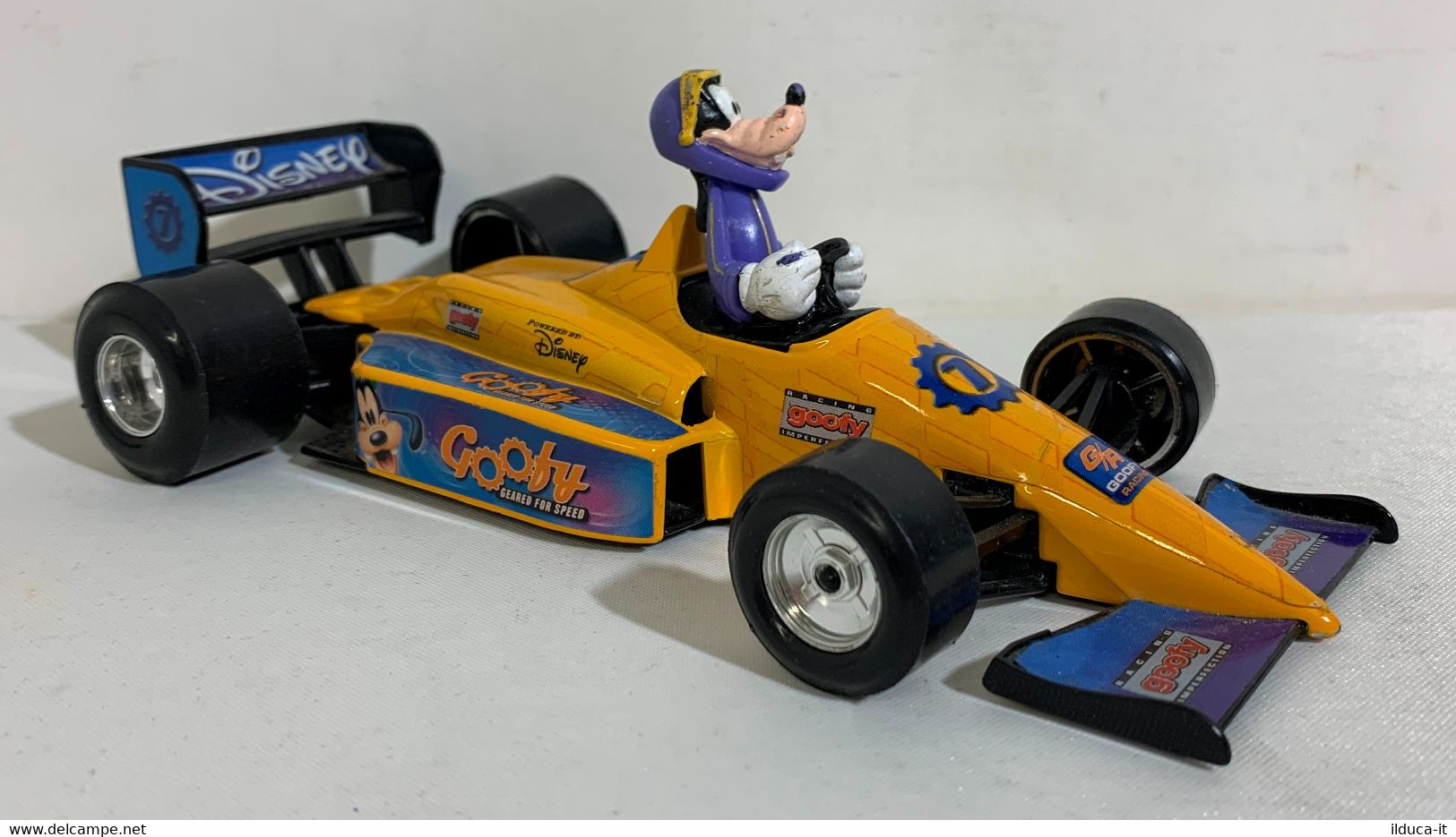 I102655 BURAGO 1/24 Disney - Racing F1 Goofy / Pippo - Burago