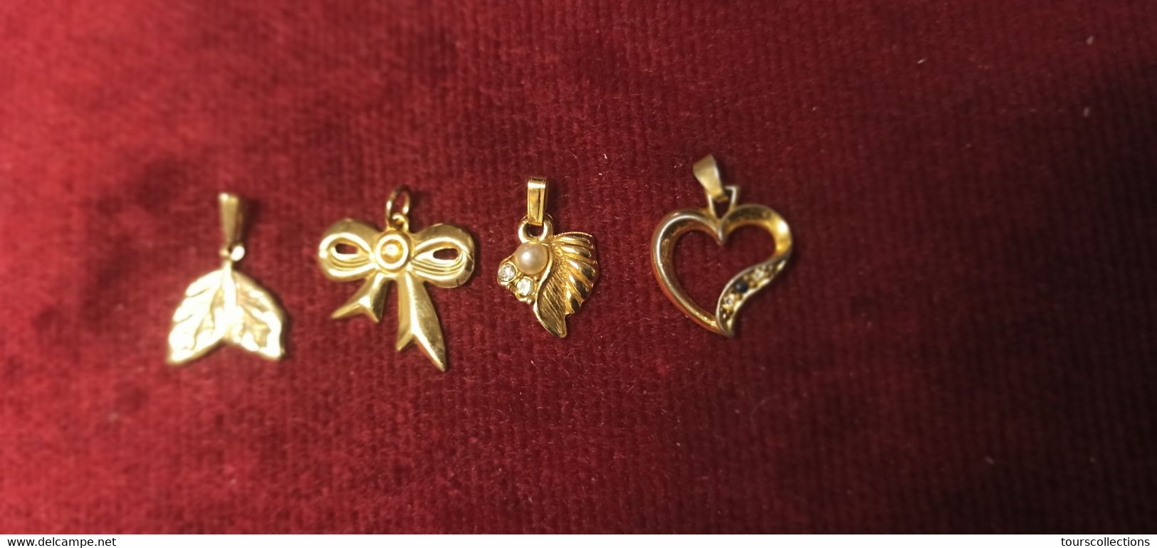 PENDENTIF X 4 Tous Différents - Poids  6 Grammes Pour Ces 4 Bijoux Qui Ne Sont Pas En OR - Feuilles Perle Noeud Coeur - Pendants