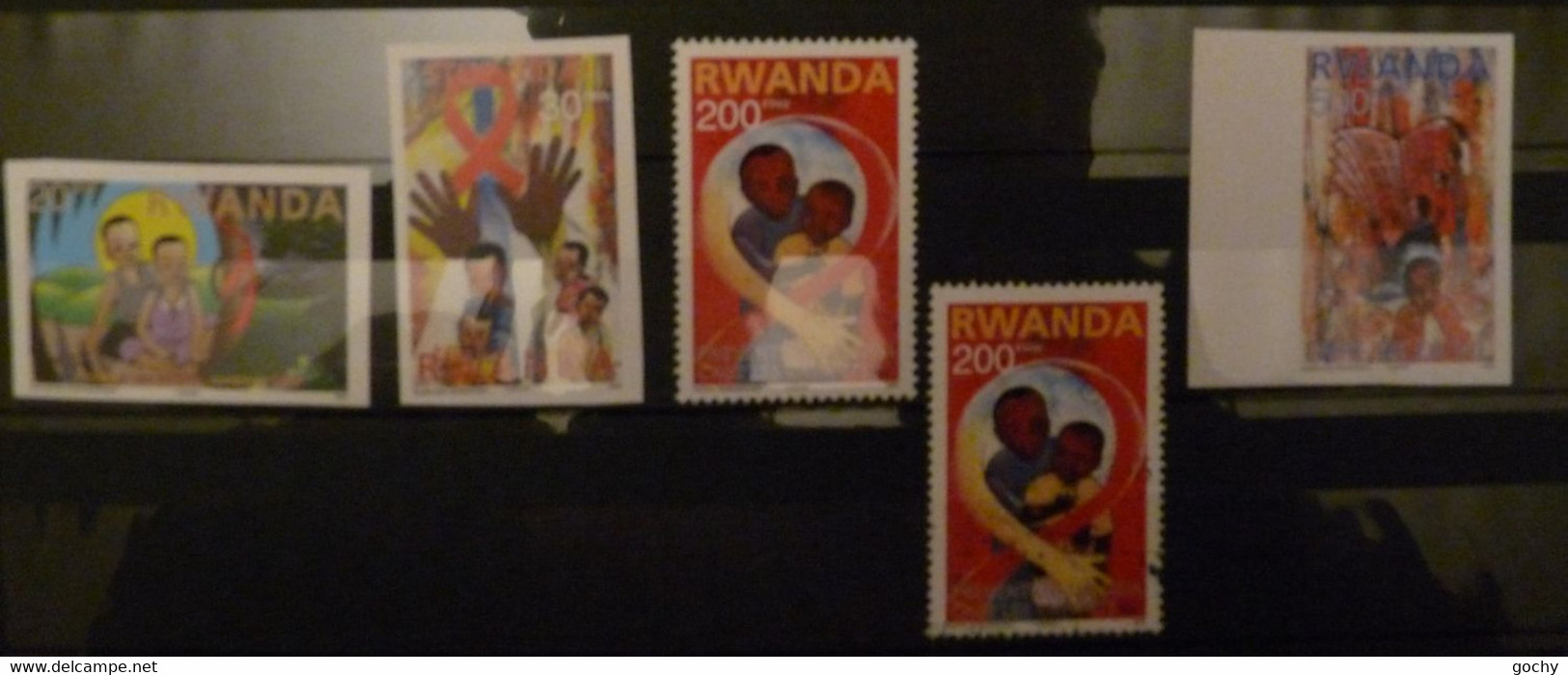 RWANDA : 2003 :   N° 1415 / 1418  **/obli/ND    - Cat.: 320€ - Ungebraucht