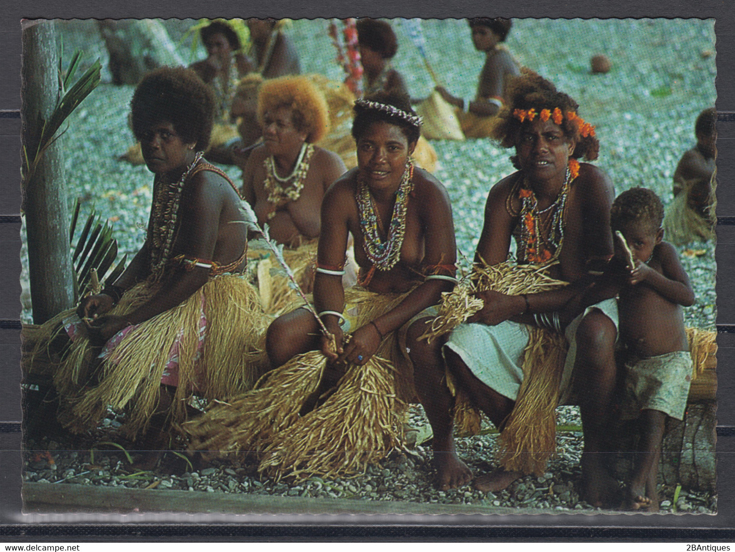 NEW CALEDONIA 1970s - Postcard With 7 Stamps - Lettres & Documents