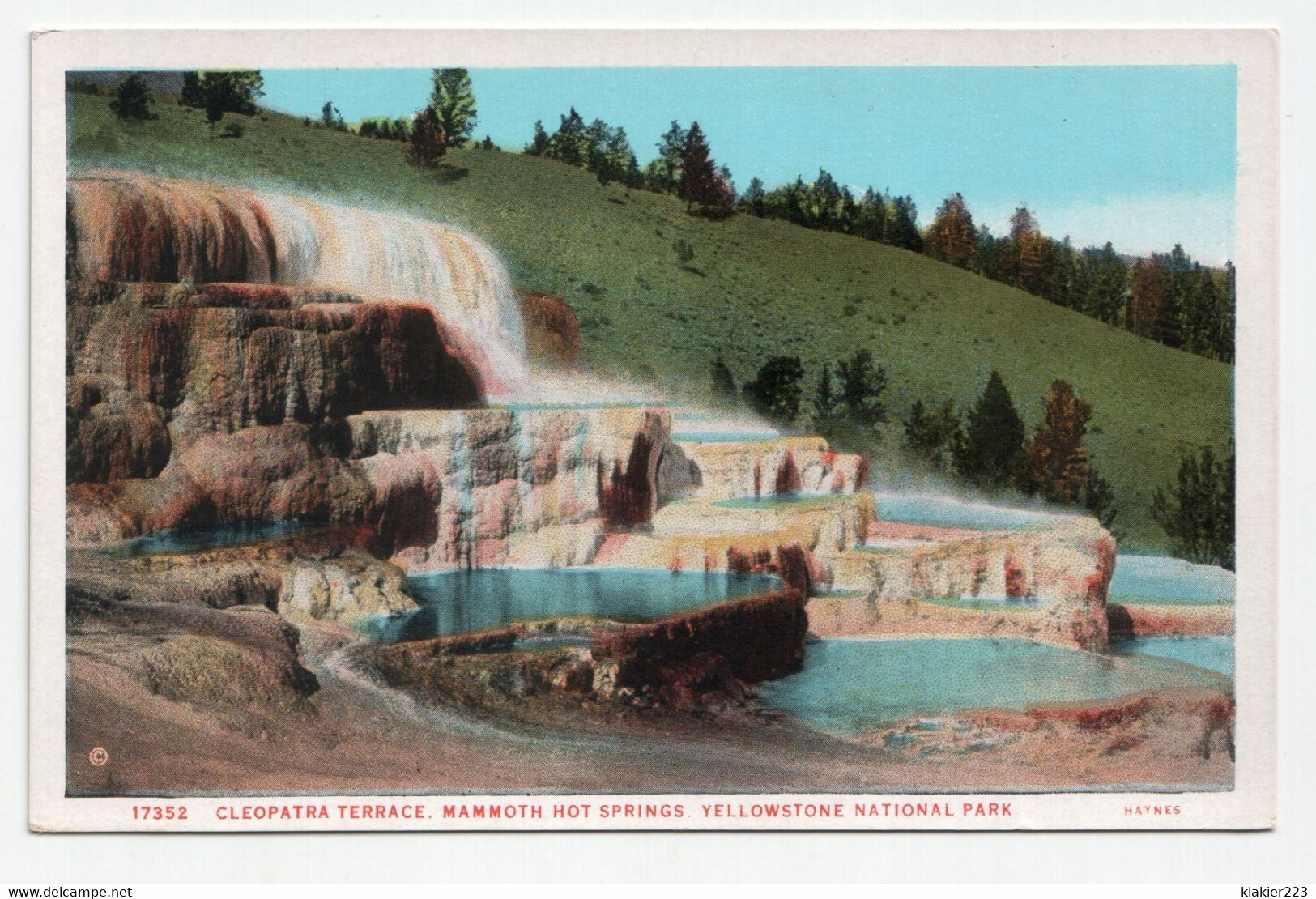 Cleopatra Terrace. Mammoth Hot Springs. Yellowstone National Park. - Yellowstone