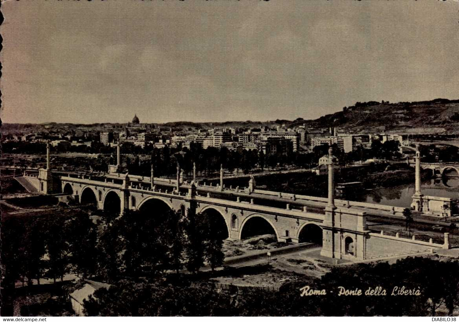 ROMA     ( ITALIE )    PONTE DELLA LIBERTA - Ponti