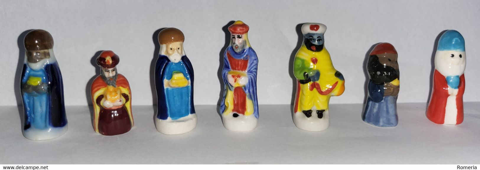 Espagne - Lot 7 Fèves De Roscon De Reyes - Brioche Des Rois - Porcelaine - Characters