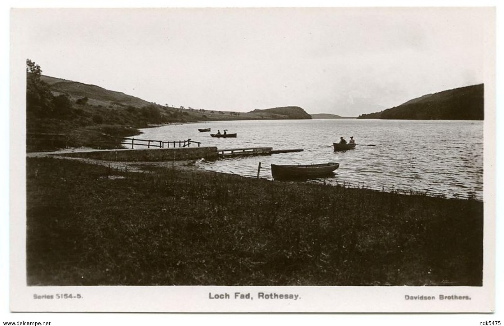 ISLE OF BUTE : ROTHESAY - LOCH FAD (ROWING BOATS) - Bute