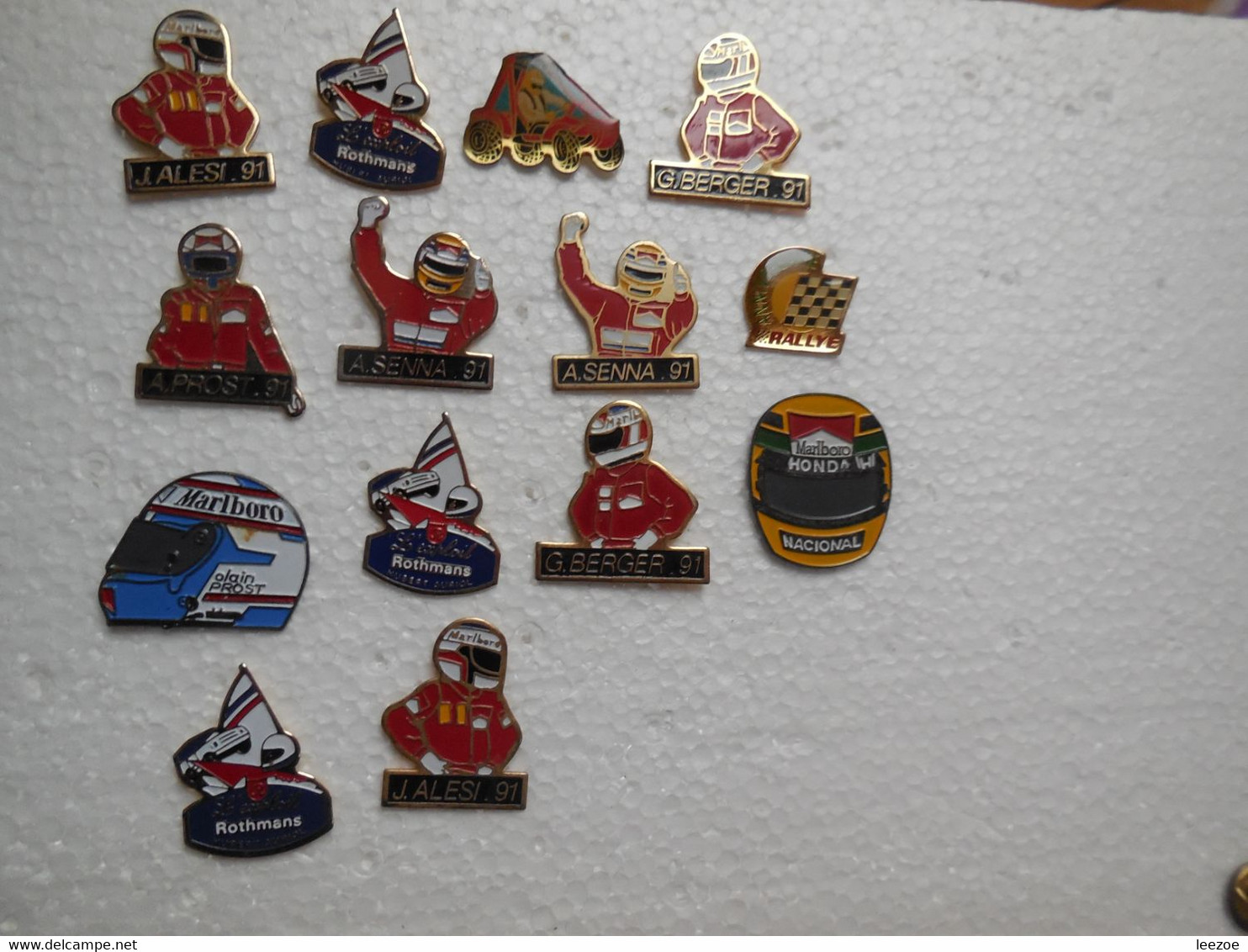 Pin's F1, Formule1,prost Alesi, Casques Pilotes, Lot De Pin's..BT23 - Car Racing - F1