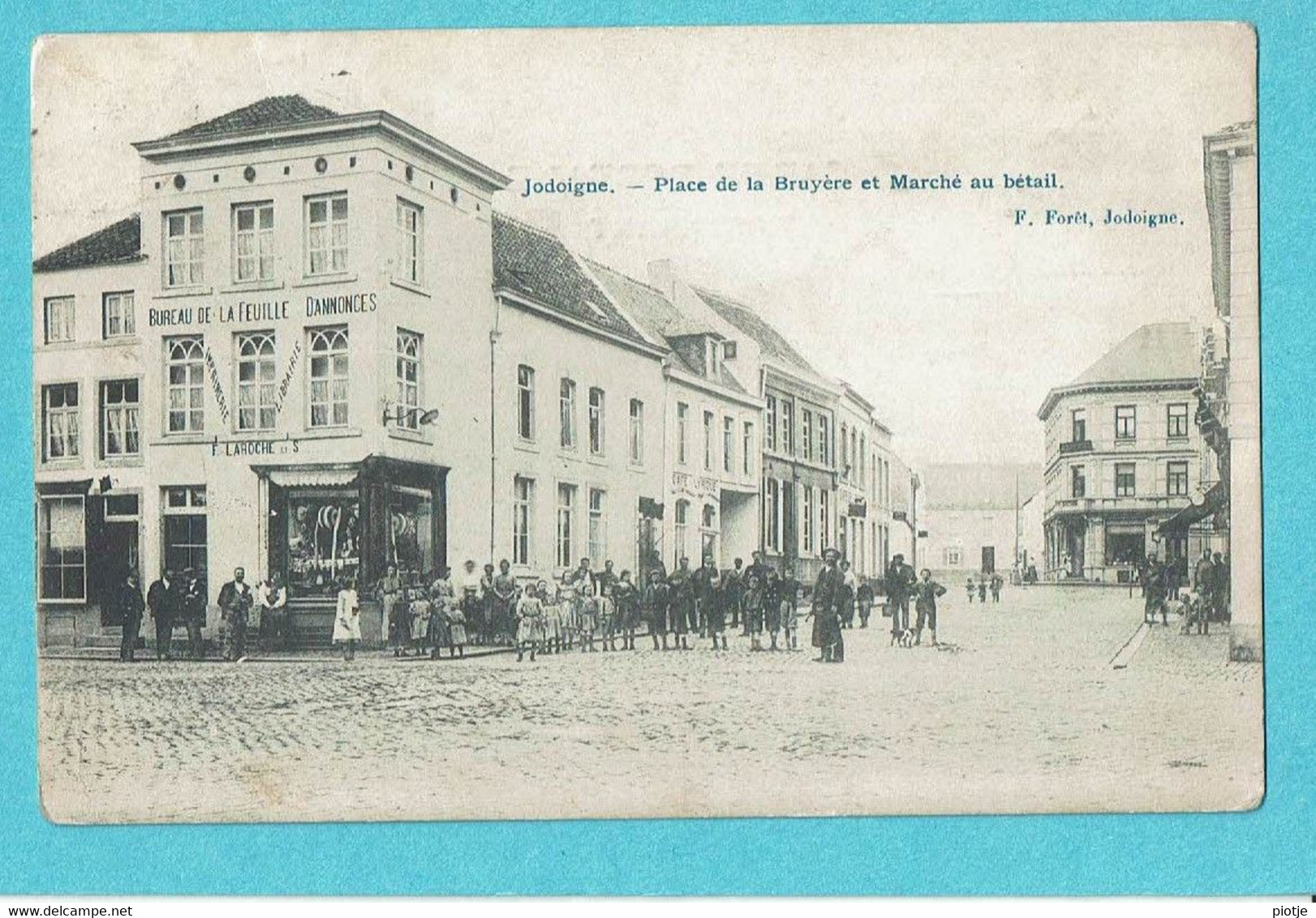 * Jodoigne - Geldenaken (Brabant Wallon) * (F. Foret) Place De La Bruyère Et Marché Au Bétail, Bureau De La Feuille, TOP - Jodoigne