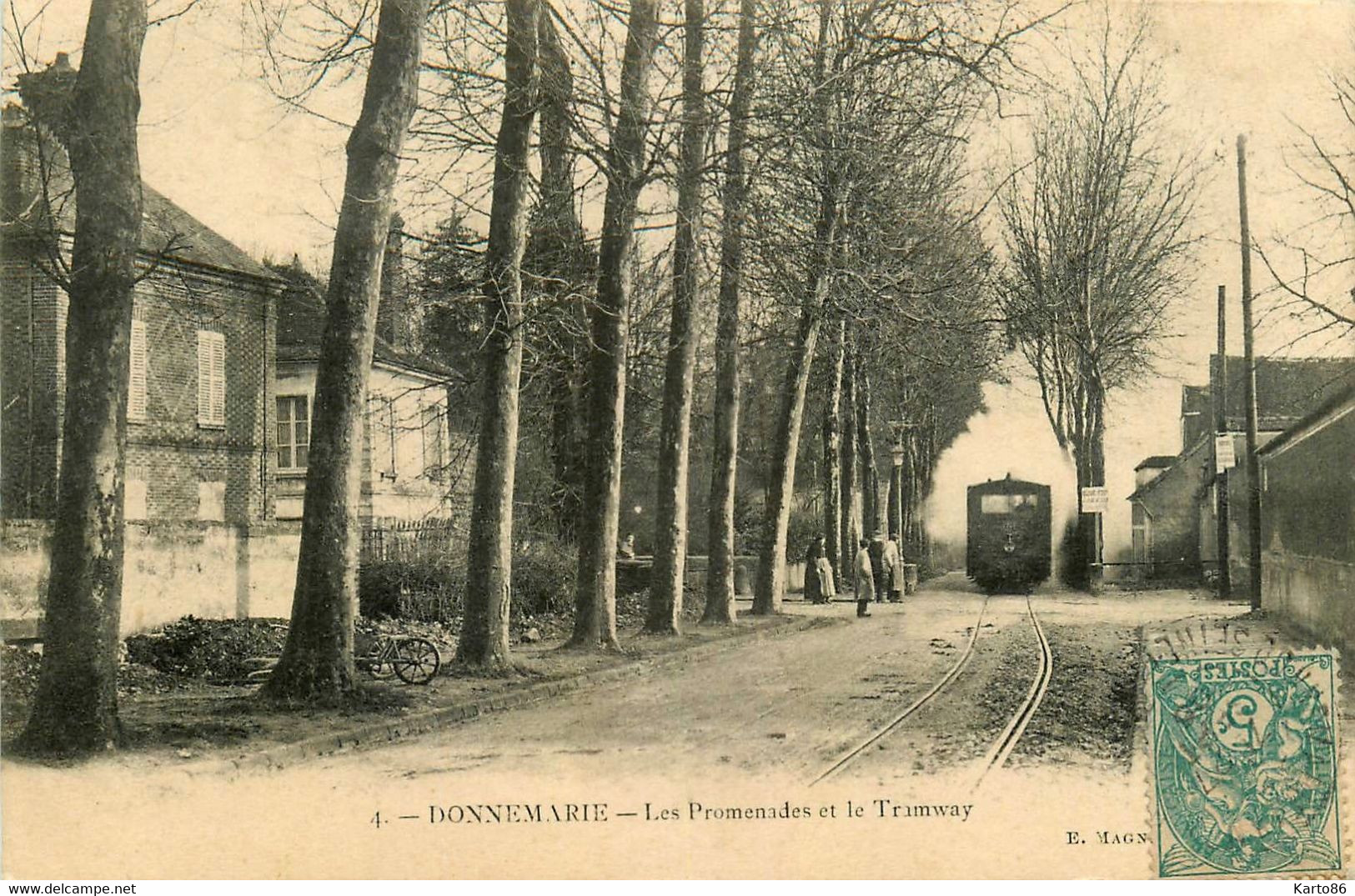 Donnemarie * Les Promenades Et Le Tramway Tram * Ligne Chemin De Fer - Donnemarie Dontilly