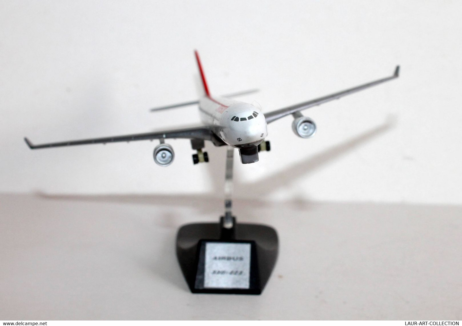 AIRBUS A330-223 – AVION DE LIGNE SWISSAIR AIRLINES – ECH 1/460 AIRWAYS AIRPLANE - ANCIEN MODELE AERONEF    (310821.15) - Aviones & Helicópteros