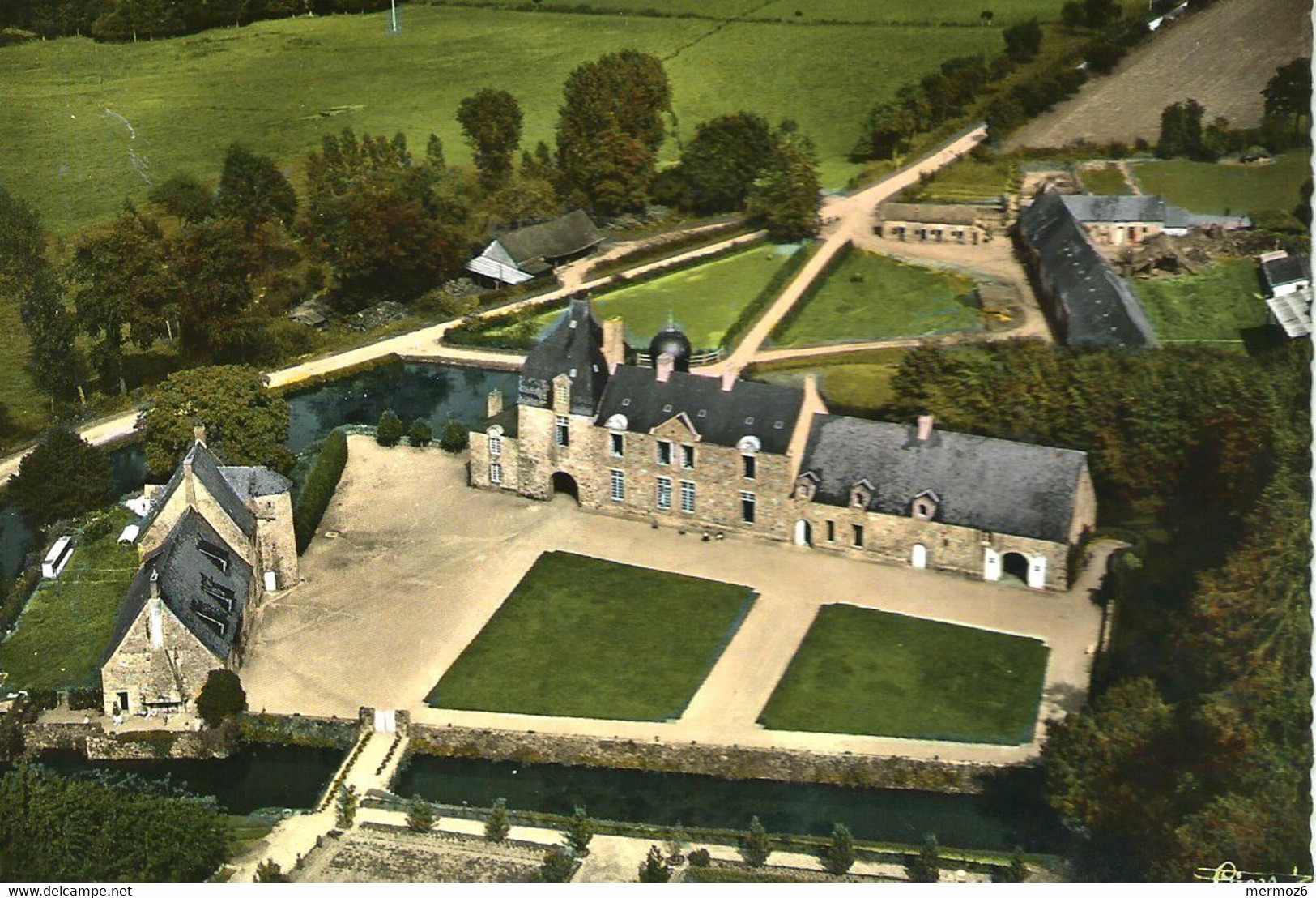 Bais Château De Montesson Vue Aérienne Combier Cim - Bais