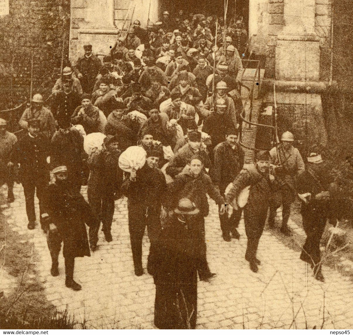 Convoi Forçats Sortant.Citadelle De Saint-Martin-de-Ré.affranchissement 1915.départ Vers Guyane Ou Nouvelle-Calédonie. - Gefängnis & Insassen