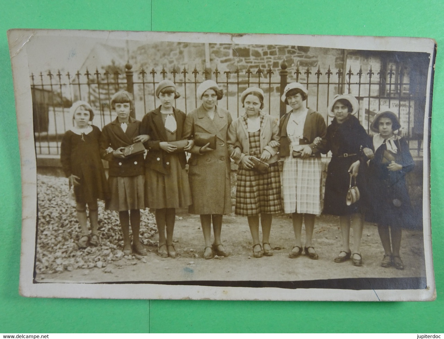 Carte Photo Fête (Laetare?) à Froidchapelle En Avril 1934 Groupe De Femmes Et Filles - Froidchapelle