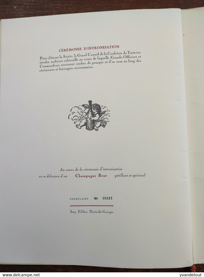 La Confrérie Des Chevaliers Du Tastevin. 717 Chapitre De La  Feuillaison. 1990. Clos-Vougeot - Bourgogne