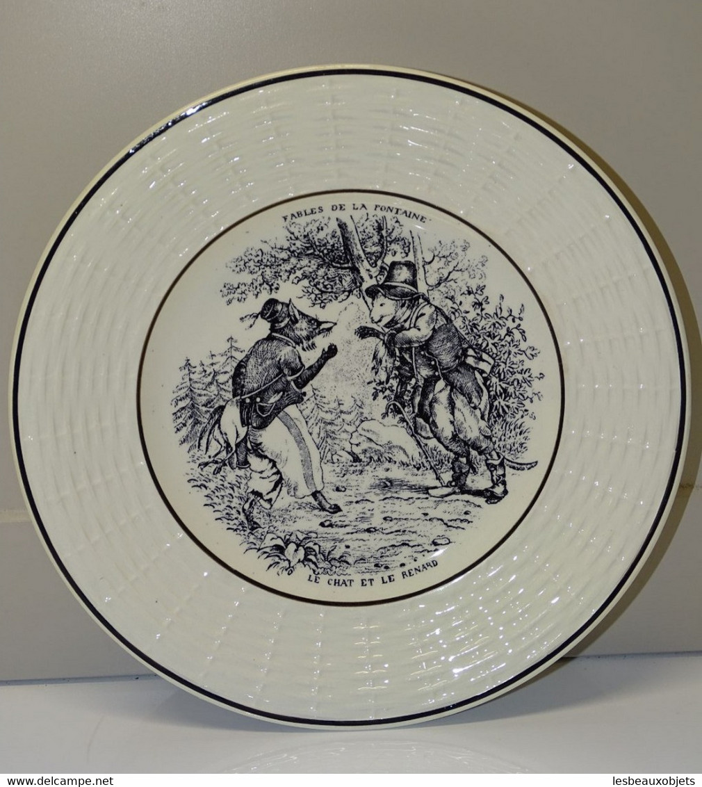 *ANCIENNE ASSIETTE DESSERT CERAMIQUE DIGOIN SARREGUEMINES FABLES LA FONTAINE E - Digoin (FRA)