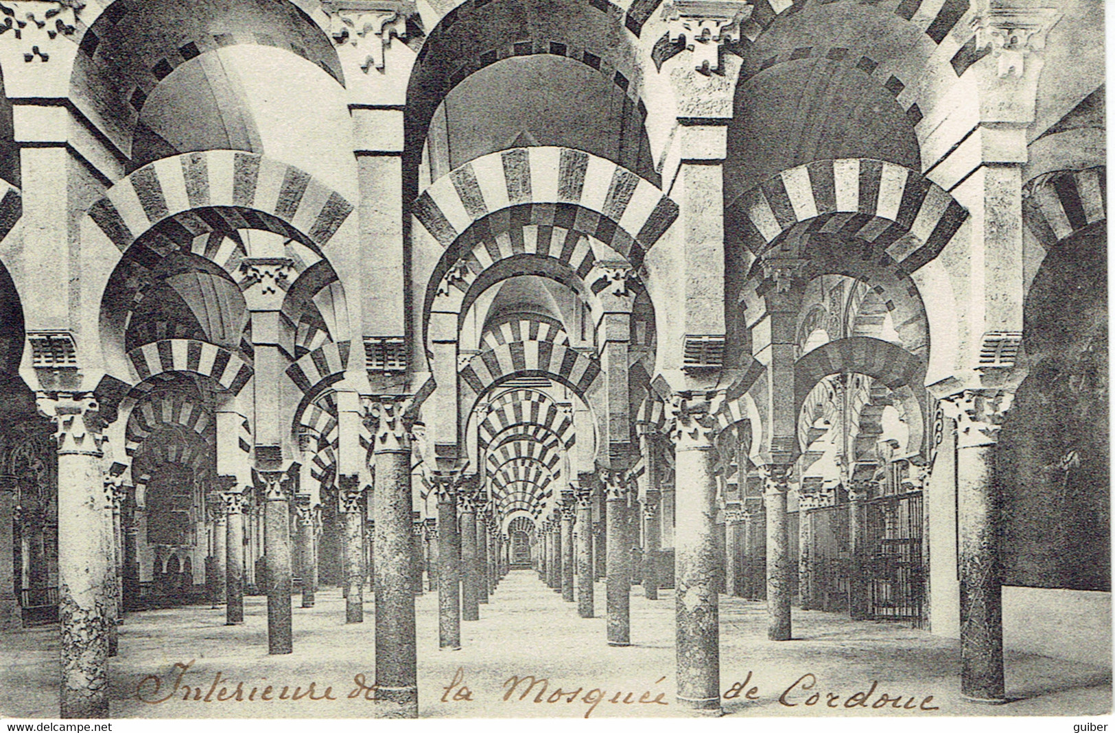 Interieur De La Mosquée De Cordoue - Córdoba