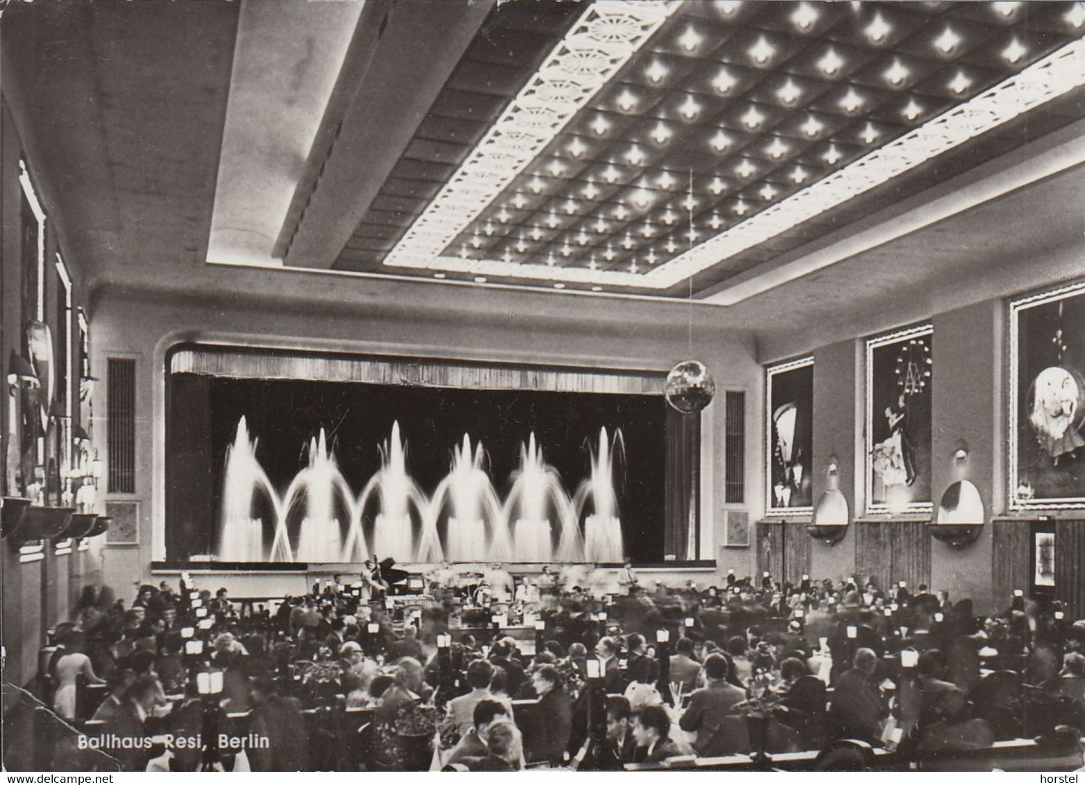 D-10967 Berlin - Hasenheide - Ballhaus Resi - Die Schönsten Wasserspiele Der Welt ( Echt Foto) - Neukoelln