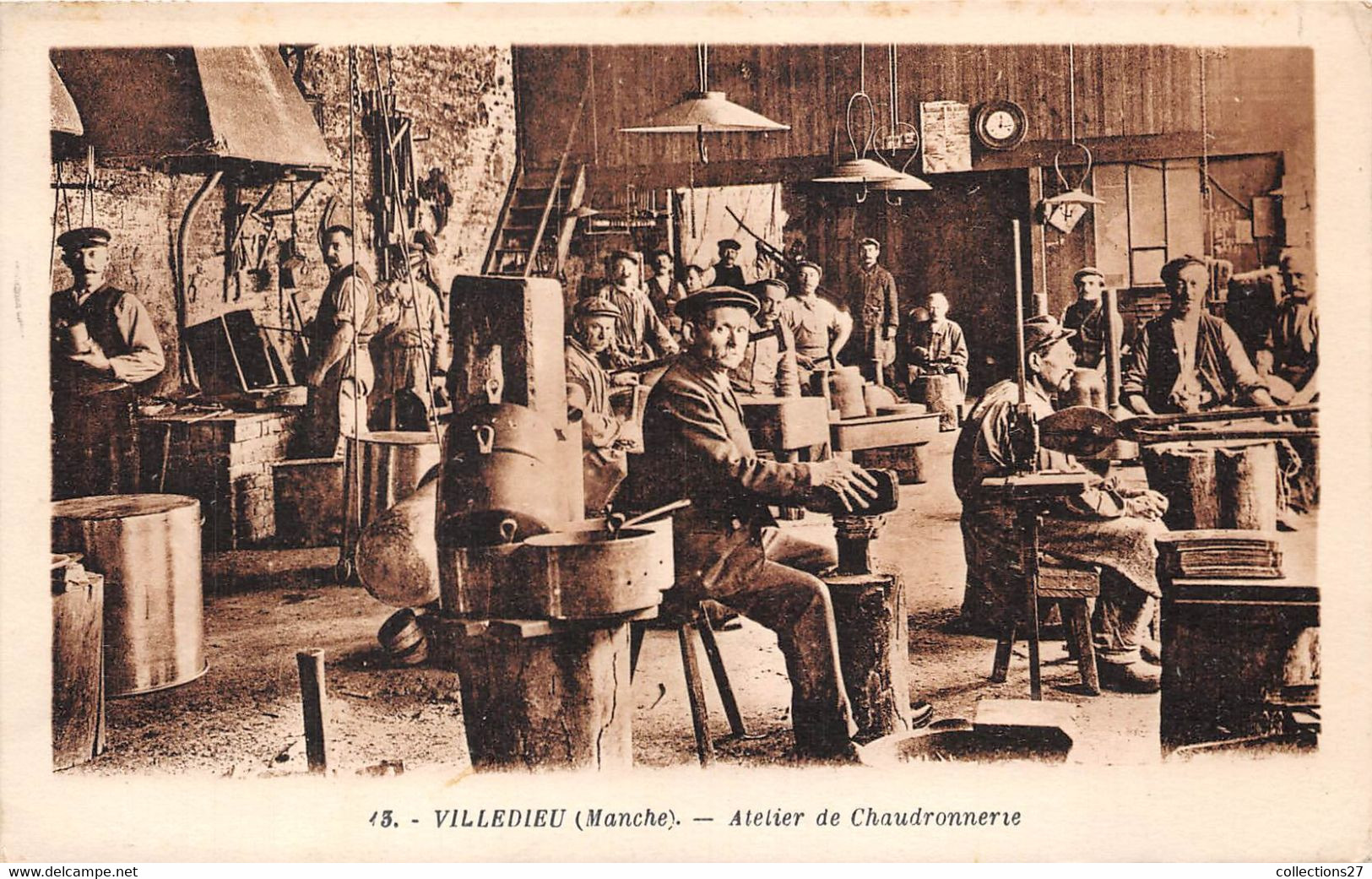 50-VILLEDIEU-LES-POËLES-  ATELIER DE CHAUDRONNERIE - Villedieu