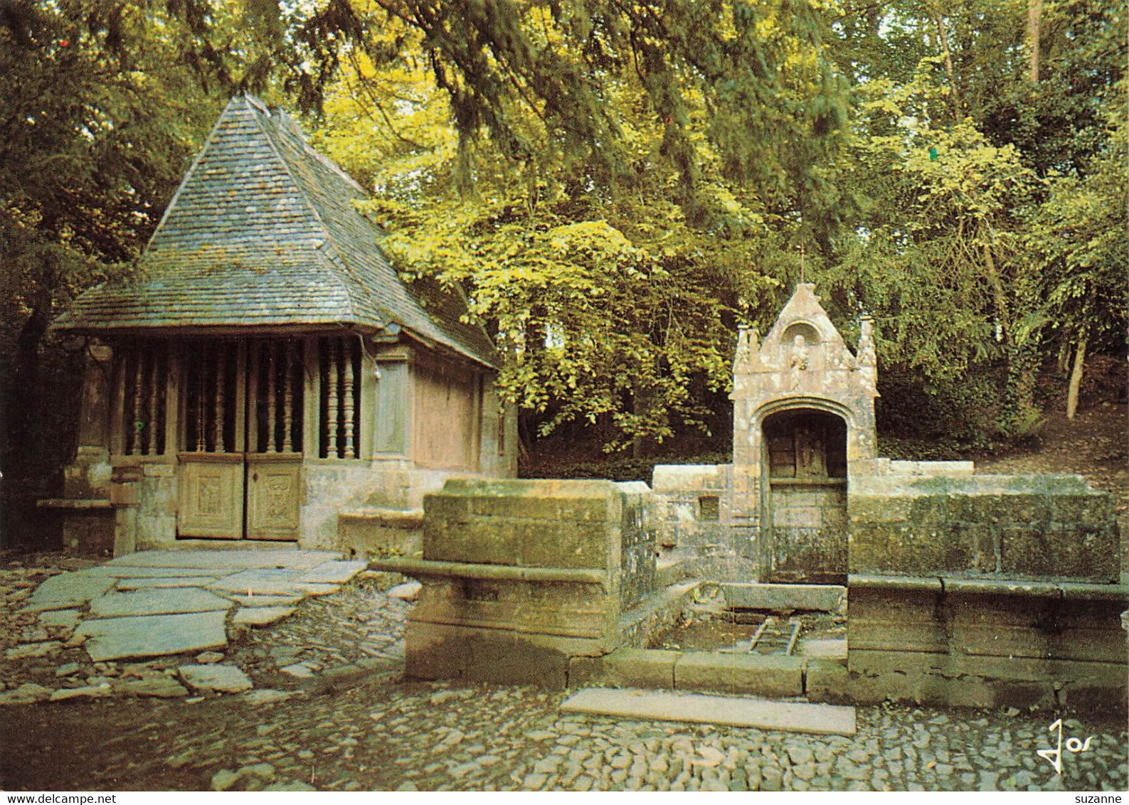 DAOULAS - Fontaine Près Chapelle De L'ABBAYE - CT.569 JOS - Daoulas