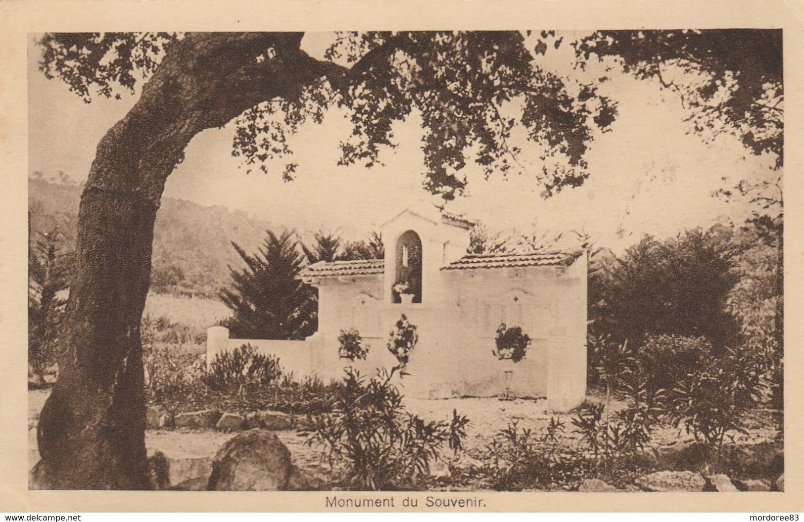 CPA - LA CRAU - LA NAVARRE - MONUMENT DU SOUVENIR - La Crau