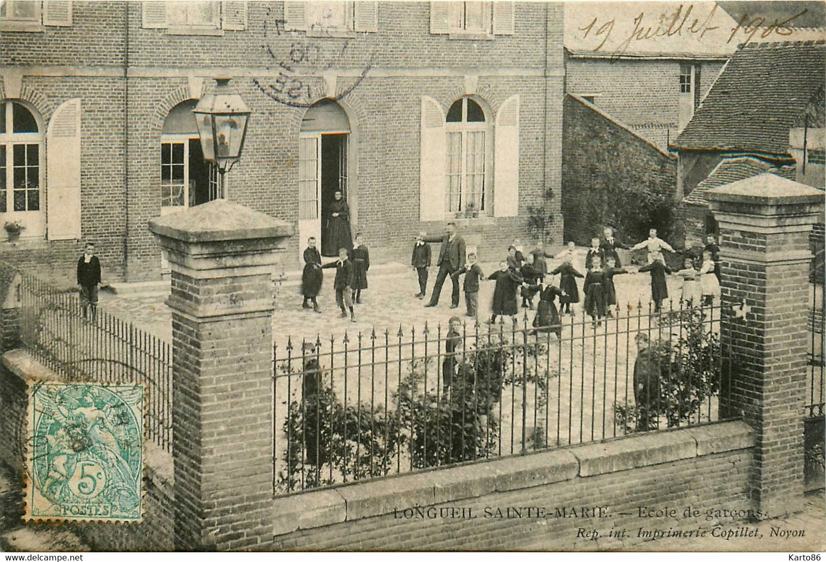 Longueil Ste Marie * Cours De L'école Des Garçons * Groupe Scolaire - Longueil Annel