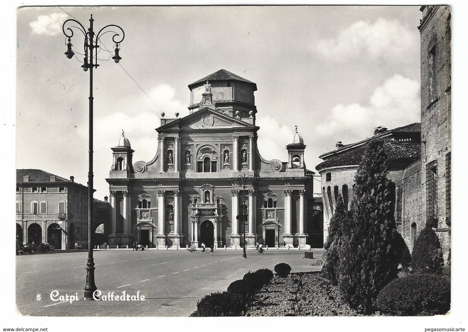 15621IT - CARPI CATTEDRALE ANIMATA 1950 CIRCA - Carpi