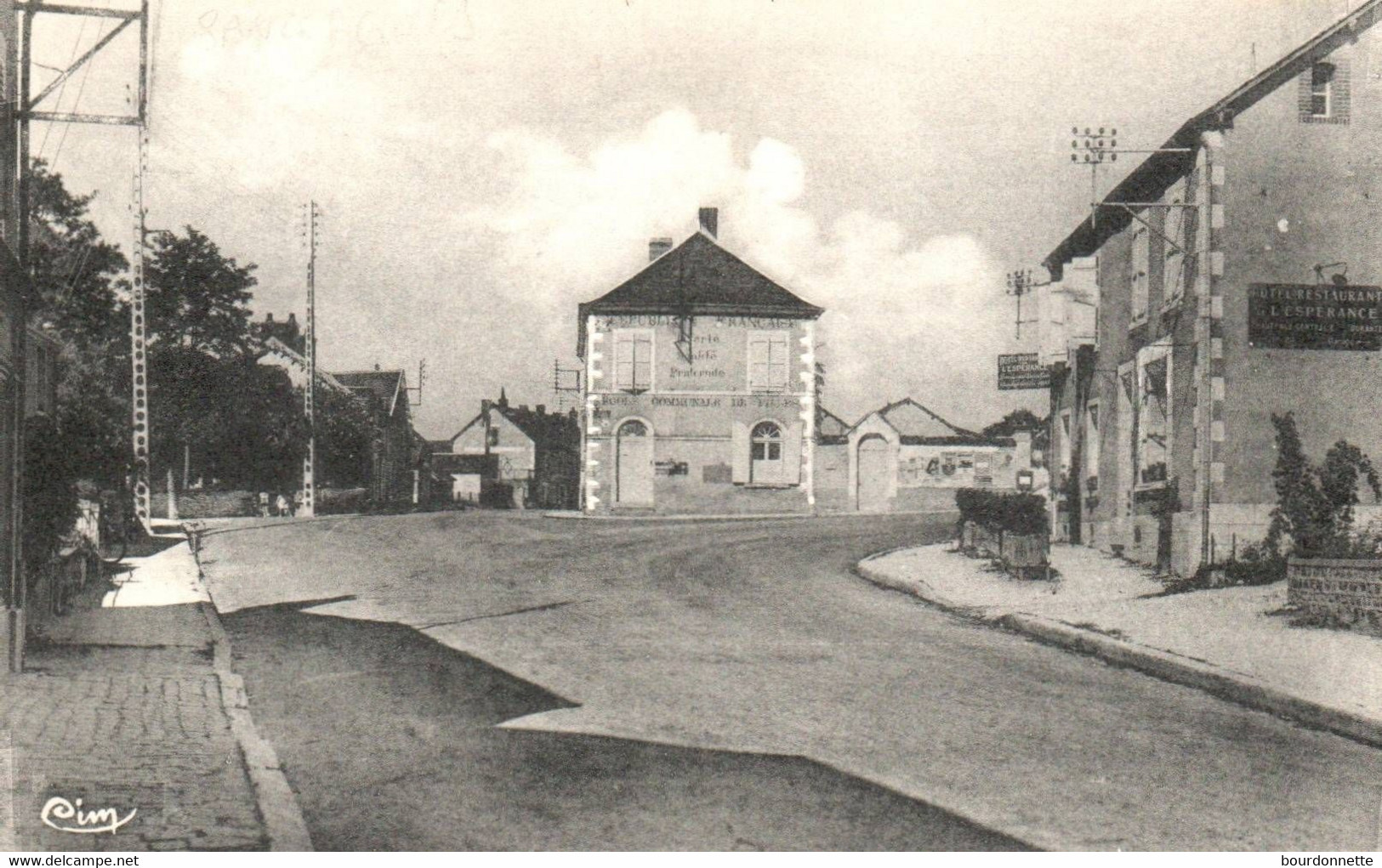 SANCERGUES (18) - ECOLE DES FILLES - Sancergues