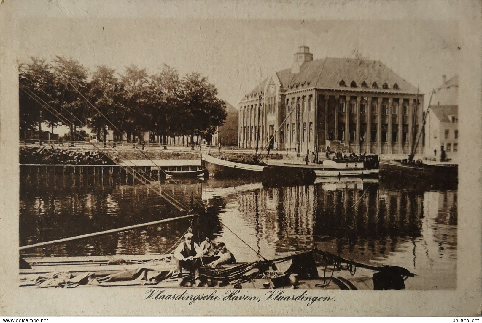 Vlaardingen //Vlaardingsche Haven Met Zicht Naar Nieuw Handelsgebouw 1925 - Vlaardingen