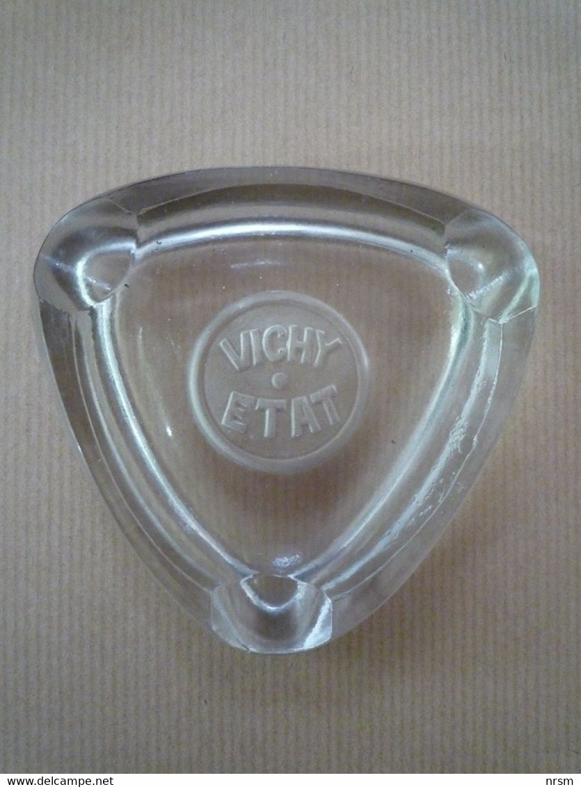 VICHY / Cendrier VICHY-ETAT - Glas