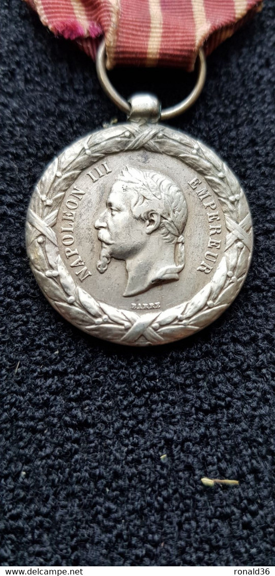Médaille NAPOLEON III Empereur 1859 Campagne D'Italie Montebello PalestroTurbigo Magenta Marignan Solferino - Vor 1871