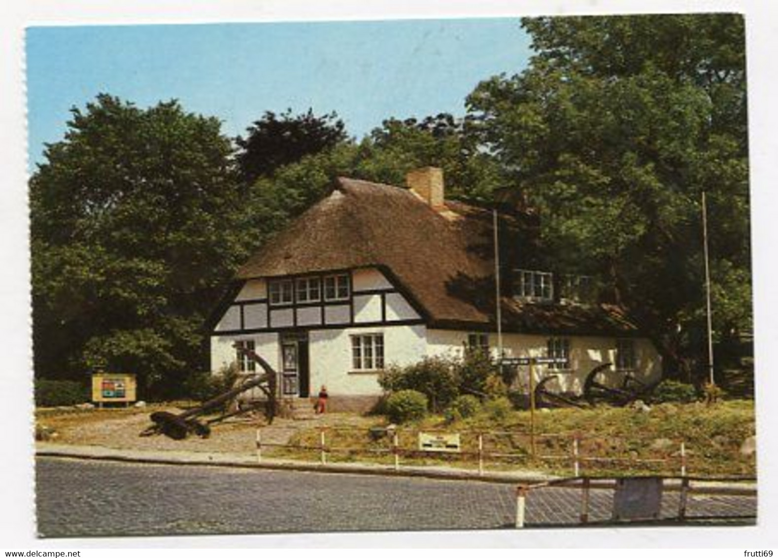 AK 047982 GERMANY - Ostseebad Göhren - Heimatmuseum Mönchsgut - Goehren