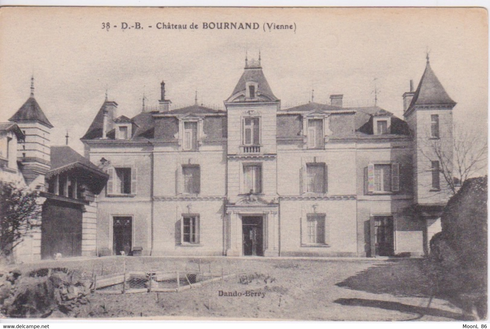 86 - Vienne - CHATEAU DE BOURNAND - PRES DE LES TROIS MOUTIERS - Les Trois Moutiers