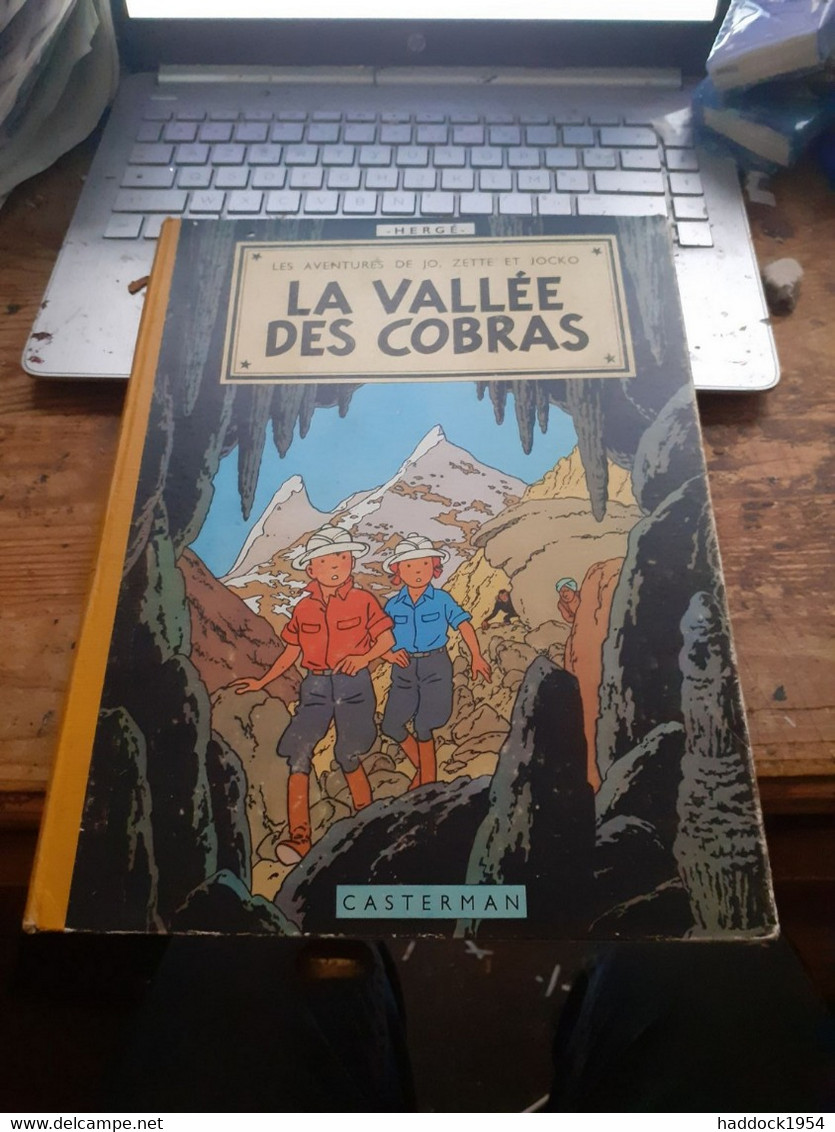 la vallée des cobras les aventures de JO ZETTE et JOCKO HERGE casterman 1957