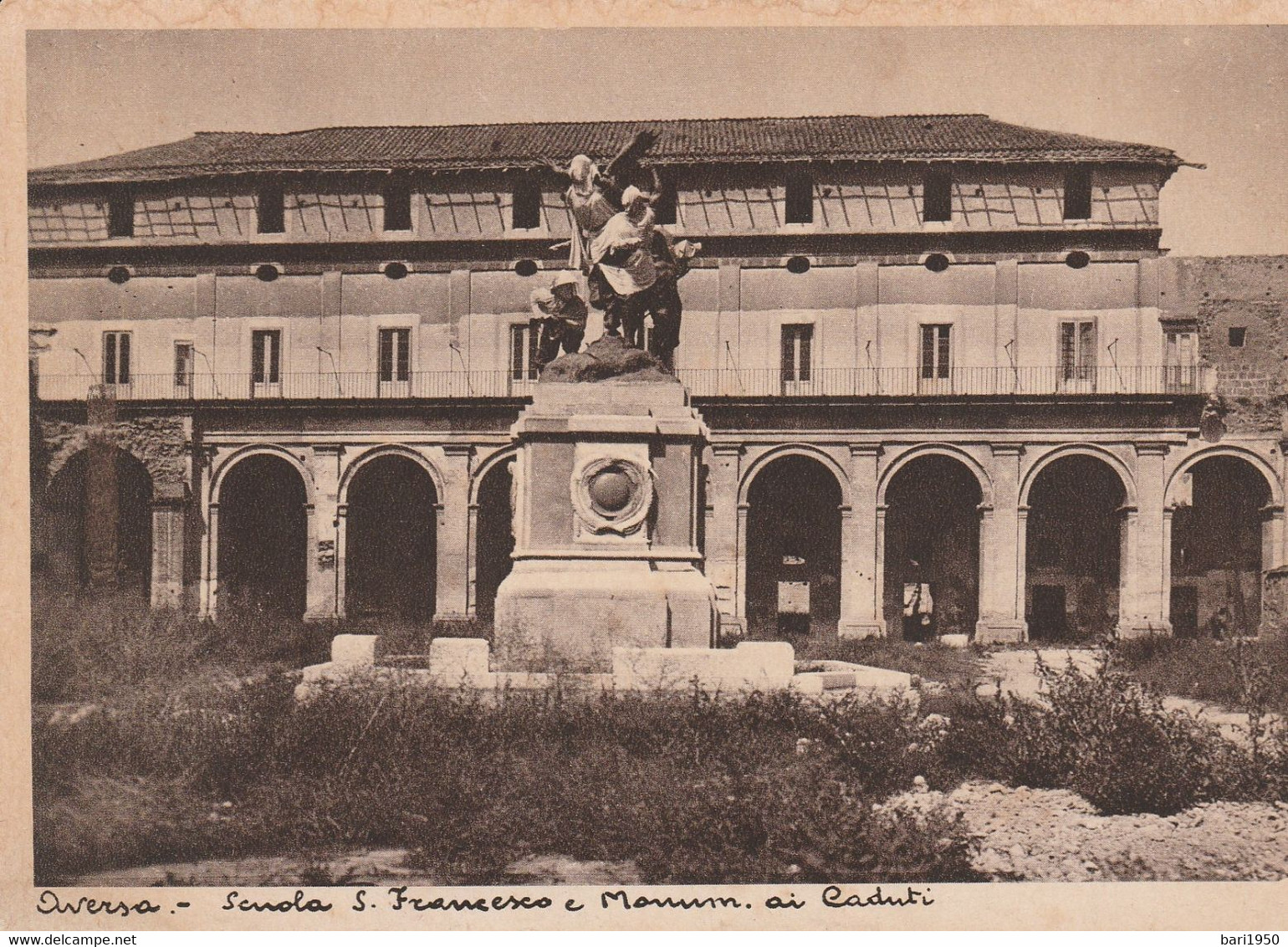 Aversa -  Scuola S.Francesco E Monumento Ai Caduti - Aversa