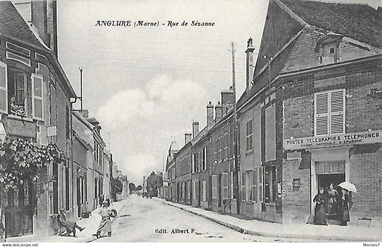 51 Marne - CPA - ANGLURE - Rue De Sézanne - Poste Postes - Télégraphes - Caisse D'Epargne - Anglure