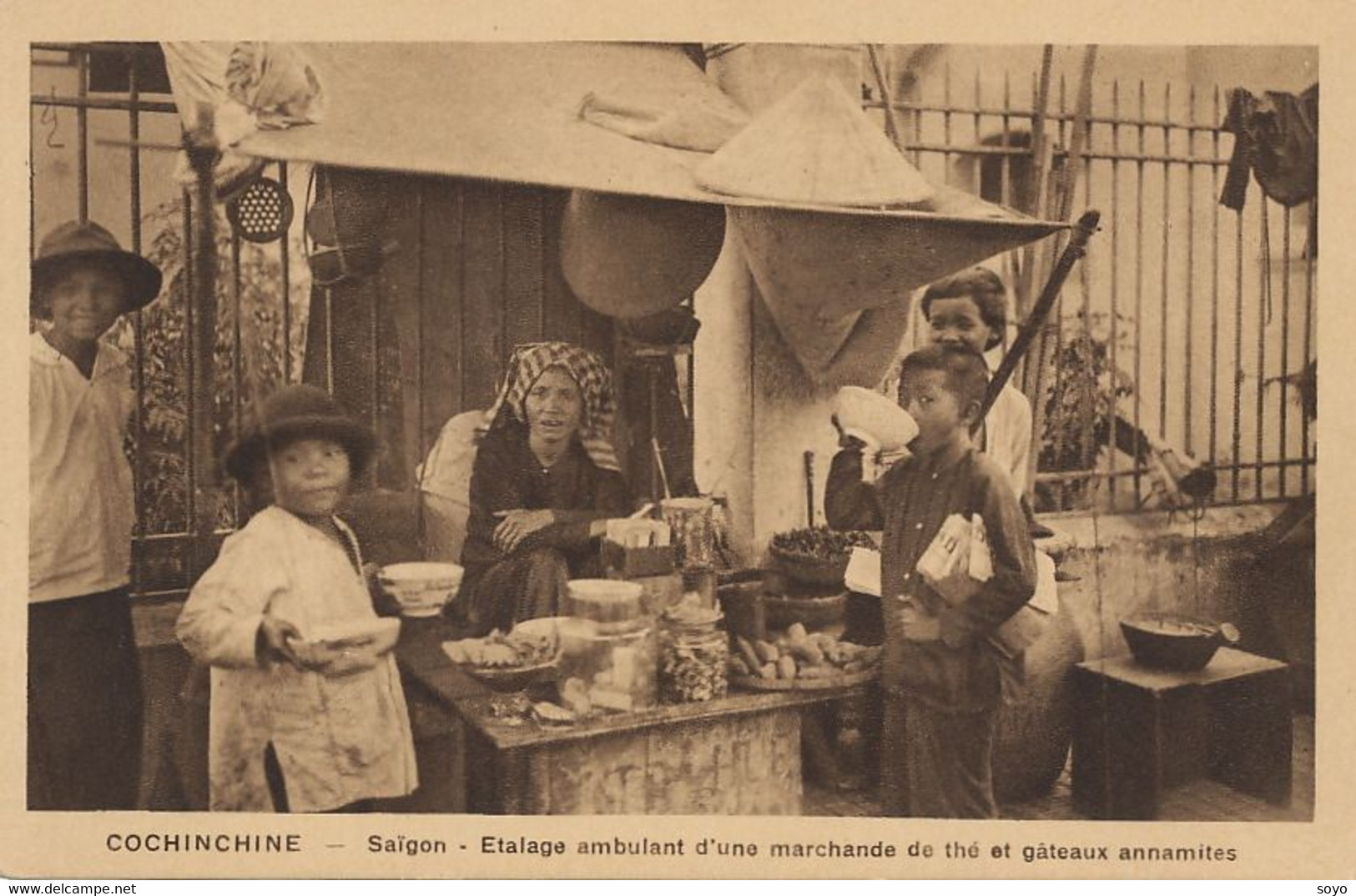 Tea And Cake Seller In Saigon Marchande De Thé Et Gateaux Annamites - Mercanti