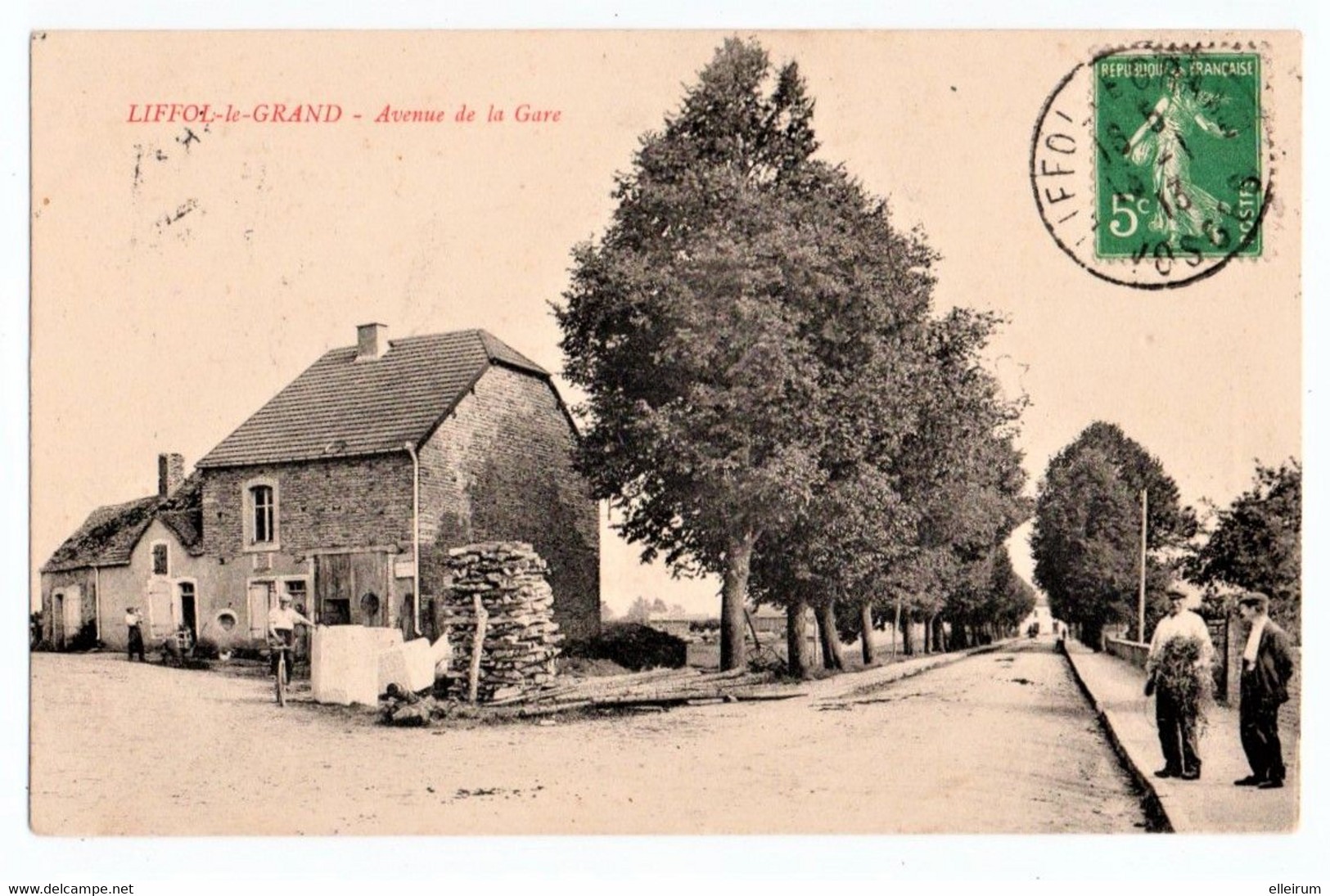 LIFFOL-le-GRAND  (88) AVENUE De La GARE. 1913. - Liffol Le Grand