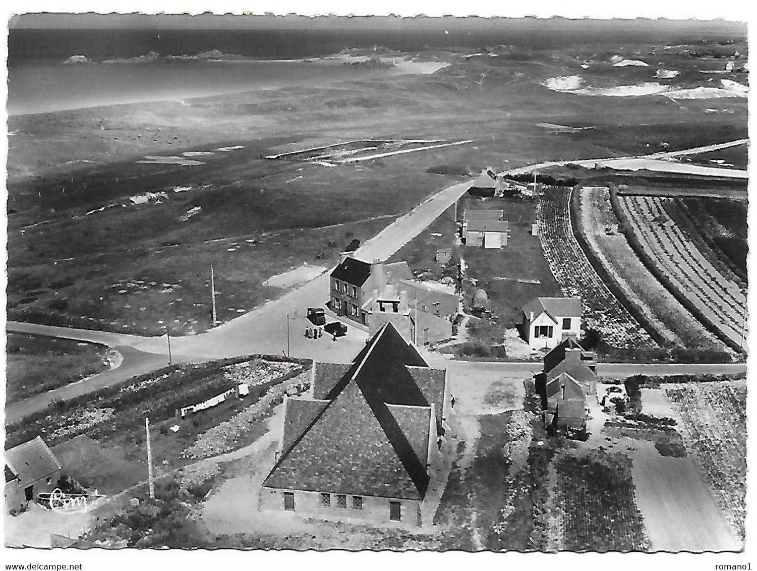 29)    CLEDER  -  Vue Aérienne Chapelle De Kerfissien - Cléder