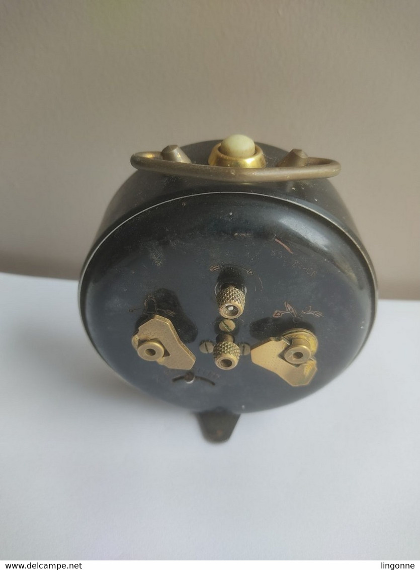 Ancien Vintage Réveil JAZ Système Mécanique Métal NOIR Cadran Bombé Poids 320 Grammes - Alarm Clocks