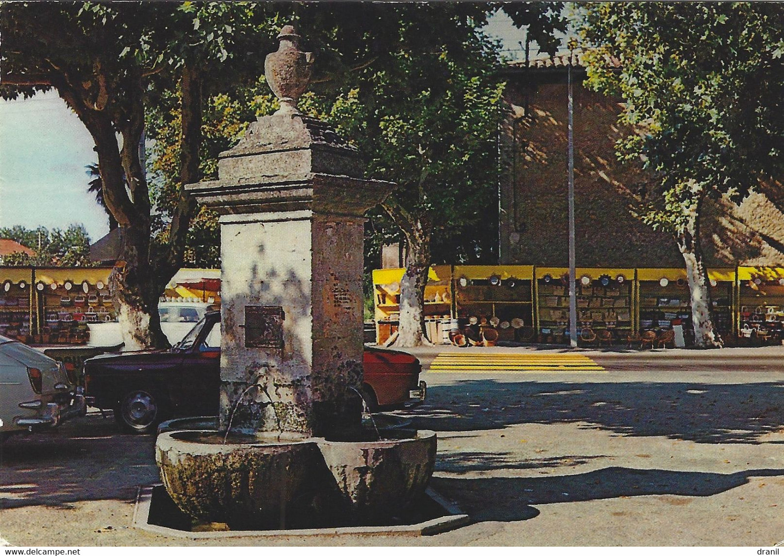 84 - Vaucluse - PIOLENC - La Fontaine Du Cours Corsin - Piolenc