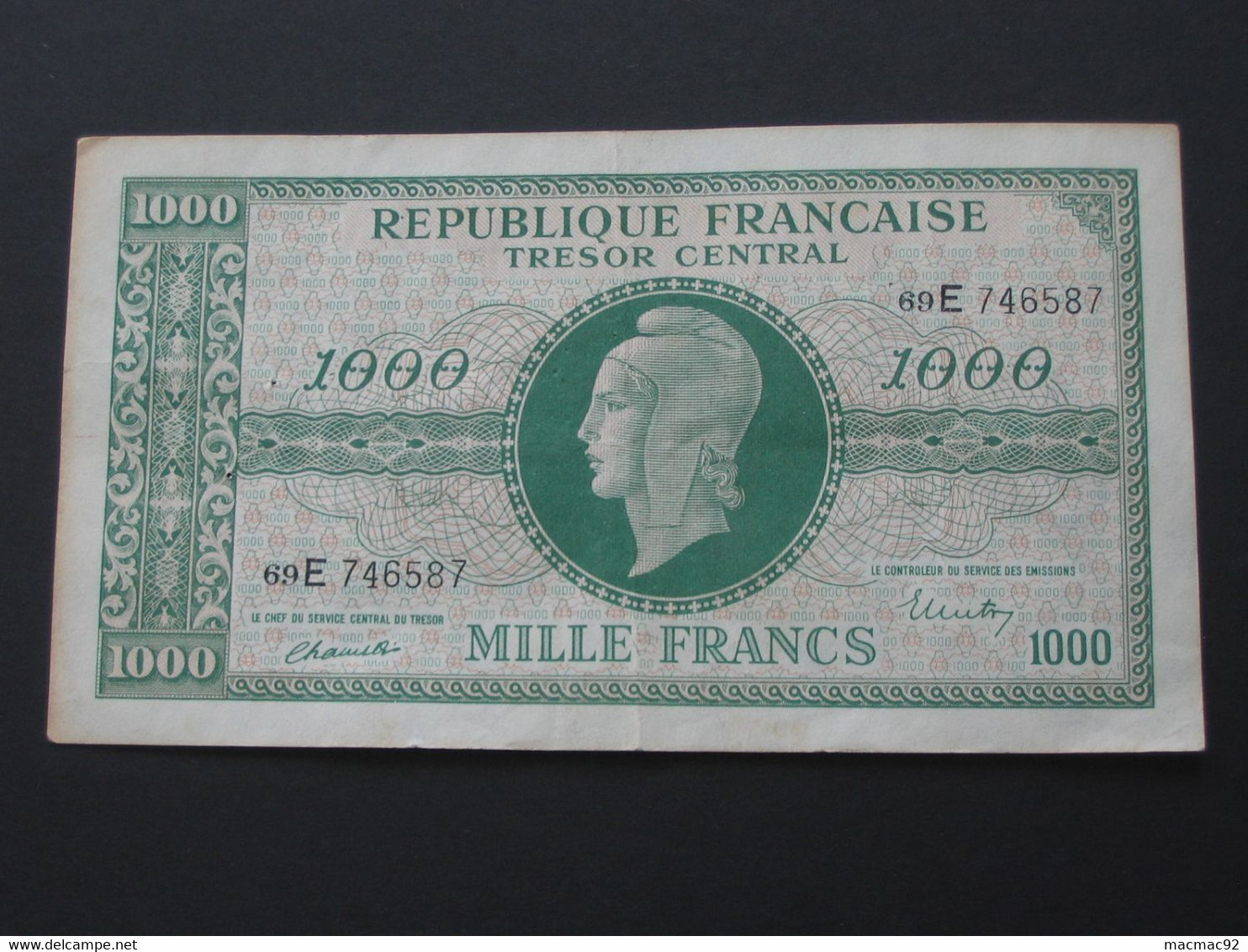 Trésor Central 1000 Francs  Marianne 1945 Chiffres Maigres   **** EN ACHAT IMMEDIAT **** - 1955-1963 Trésor Public