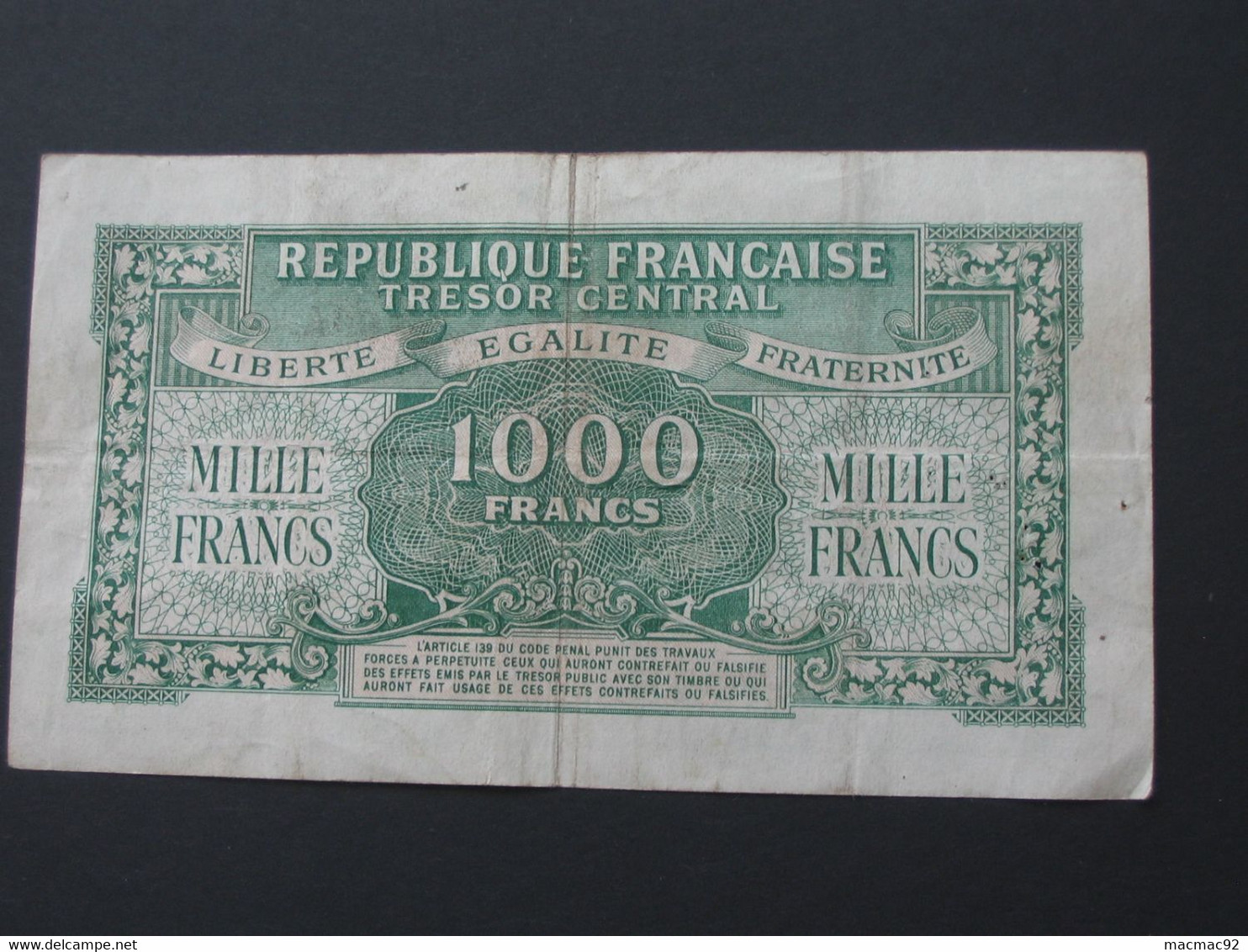 Trésor Central 1000 Francs  Marianne 1945 Chiffres Gras   **** EN ACHAT IMMEDIAT **** - 1955-1963 Staatskas
