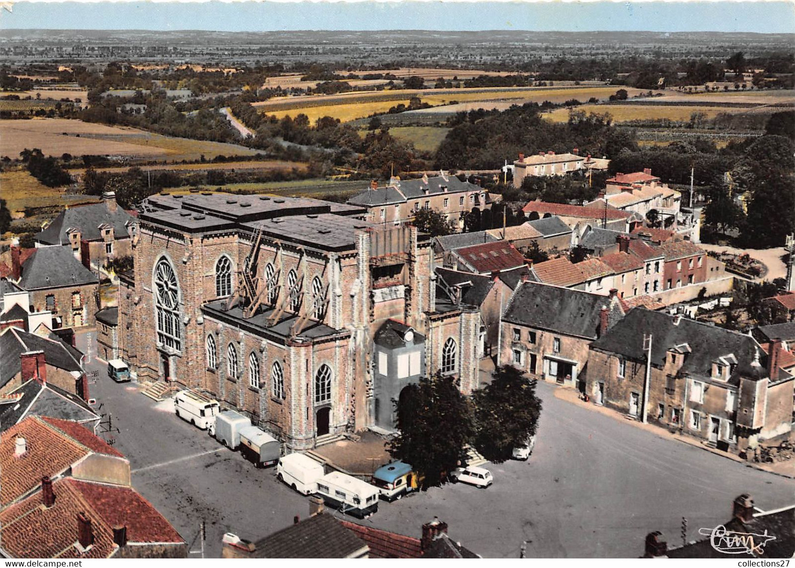 44-FROSSAY- L'EGLISE VUE AERIENNE - Frossay