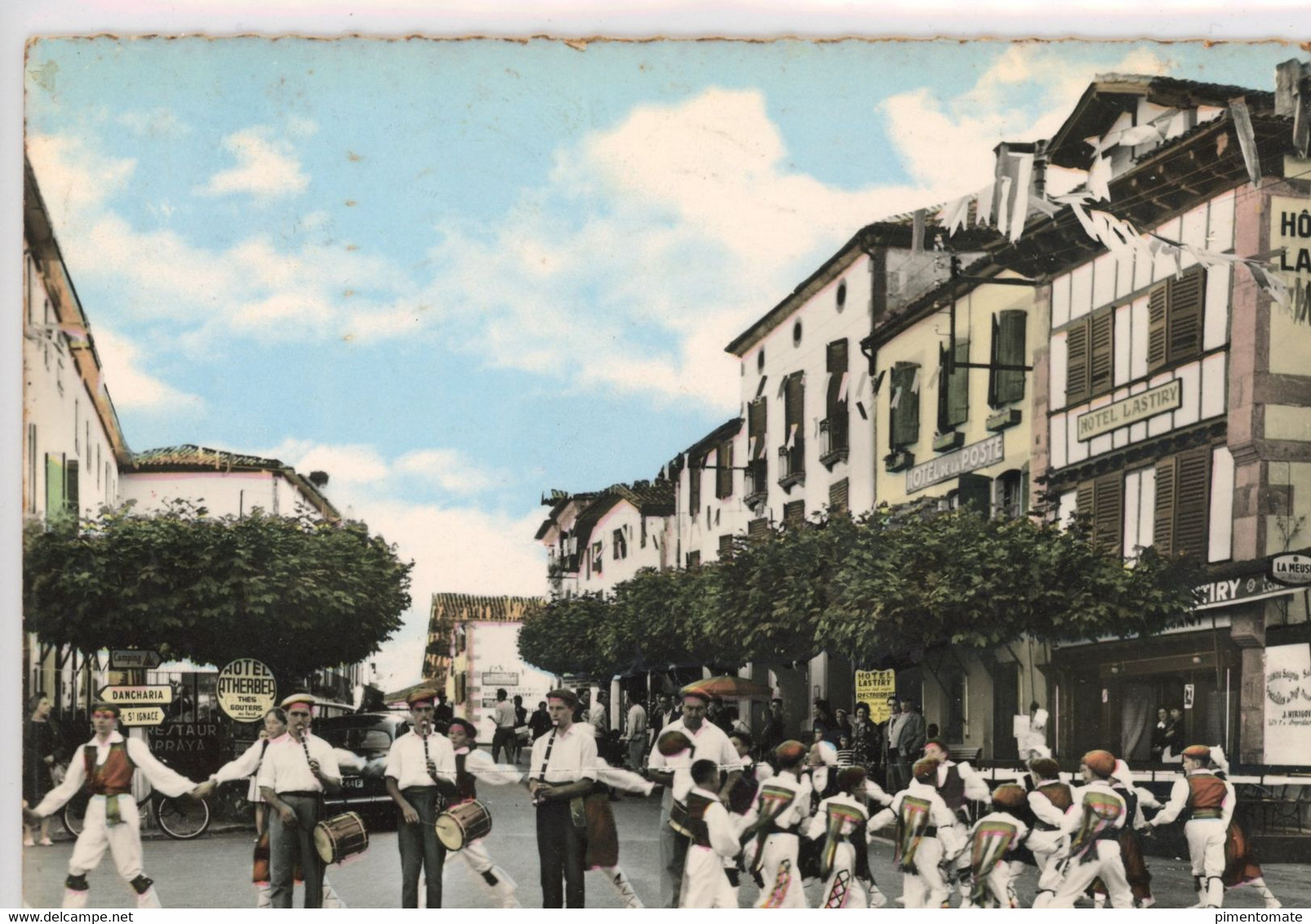 SARE LA FETE AU VILLAGE AVEC LE GROUPE FOLKLORIQUE CHELITZTARRAK DE BIARRITZ 1965 - Sare