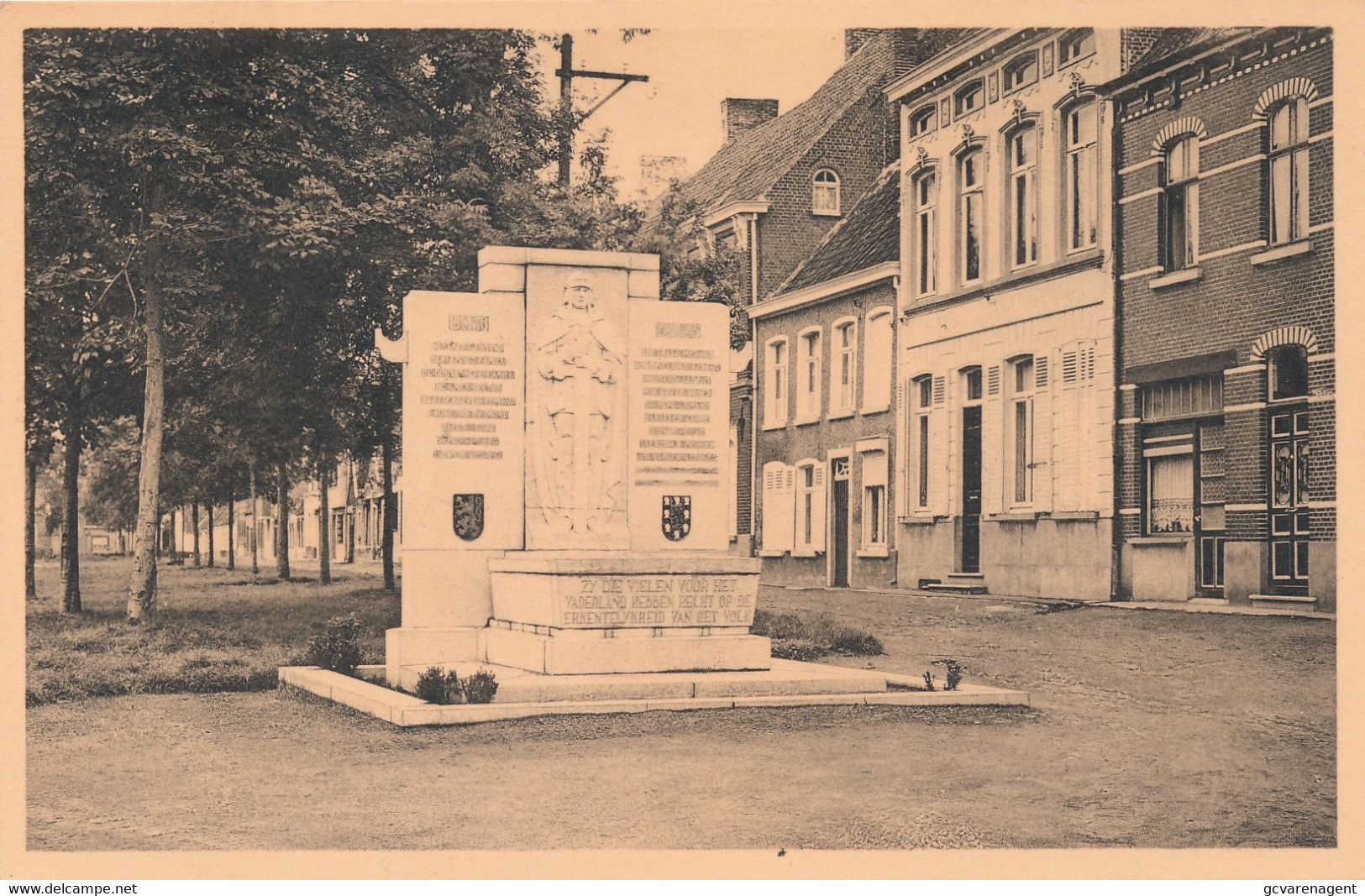 KAPRIJKE    MONUMENT       2 SCANS - Kaprijke