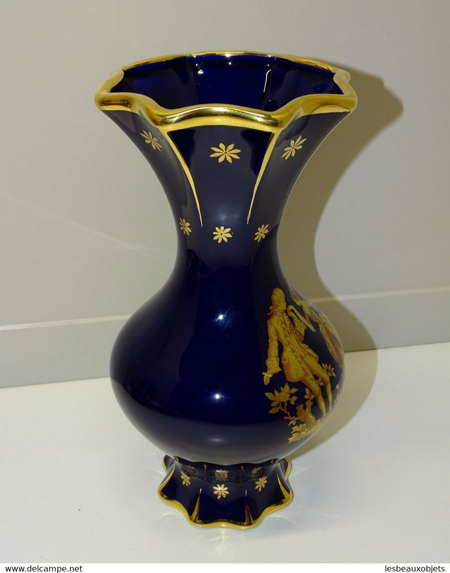 *GRAND VASE PORCELAINE De LIMOGES BLEU De FOUR MARQUIS MARQUISE Dorés LOURDES E - Limoges (FRA)