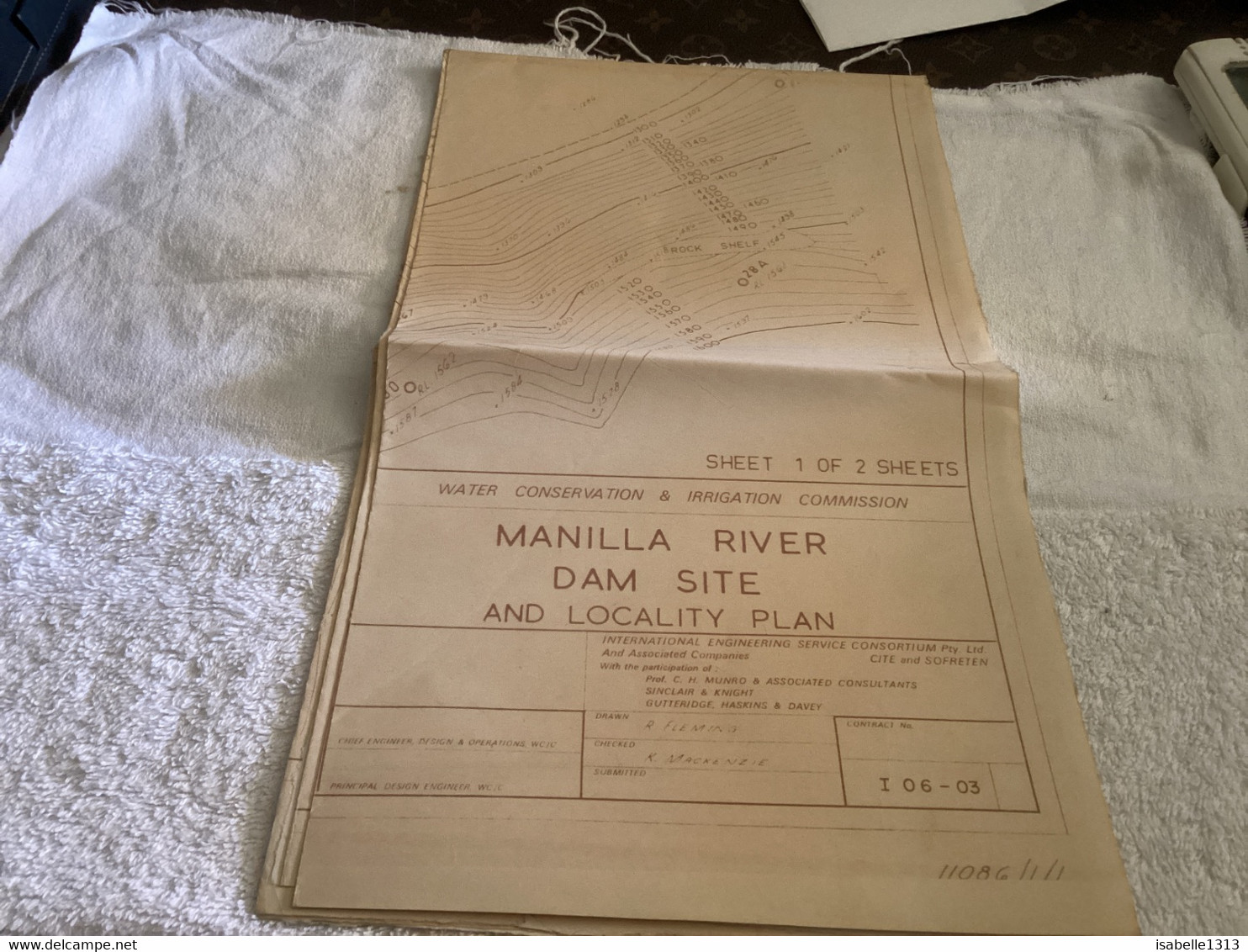 WATER CONSERVATION & IRRIGATION COMMISSION MANILLA RIVER UPSTREAM SITE FILL TYPE DAM. LAYOUT AND CROSS SECTIONS - Arbeitsbeschaffung