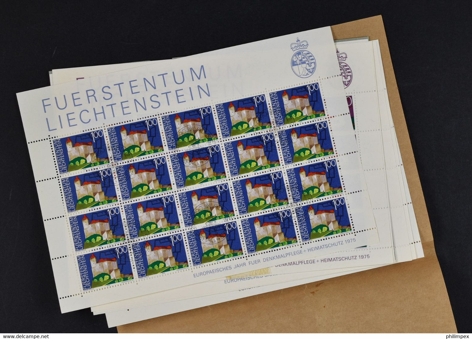 LIECHTENSTEIN, ACCUMULATION  WAY OVER 2000 STAMPS - Collections