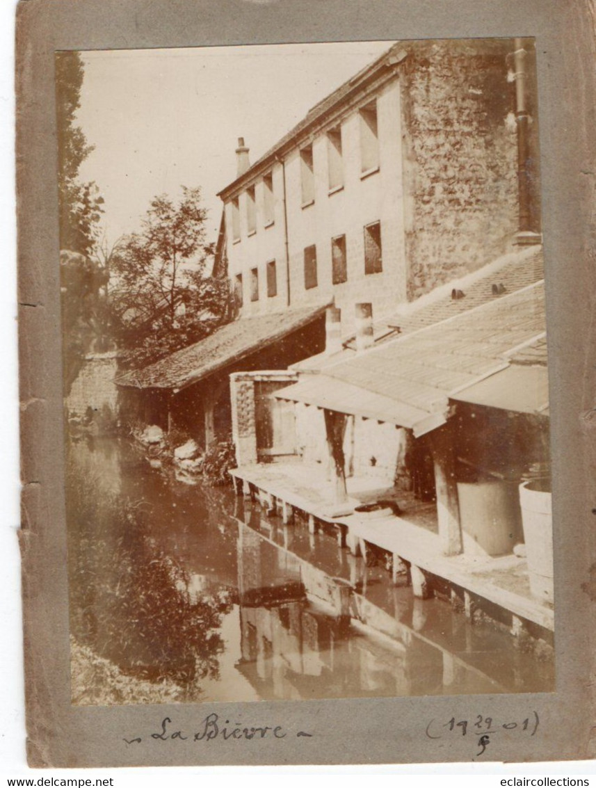 Photographie : 2 Photos Recto Verso Collées Sur Un Carton. Le Trianon. Maison Du Seigneur Et La Bièvre12x9. (voir Scan) - Orte